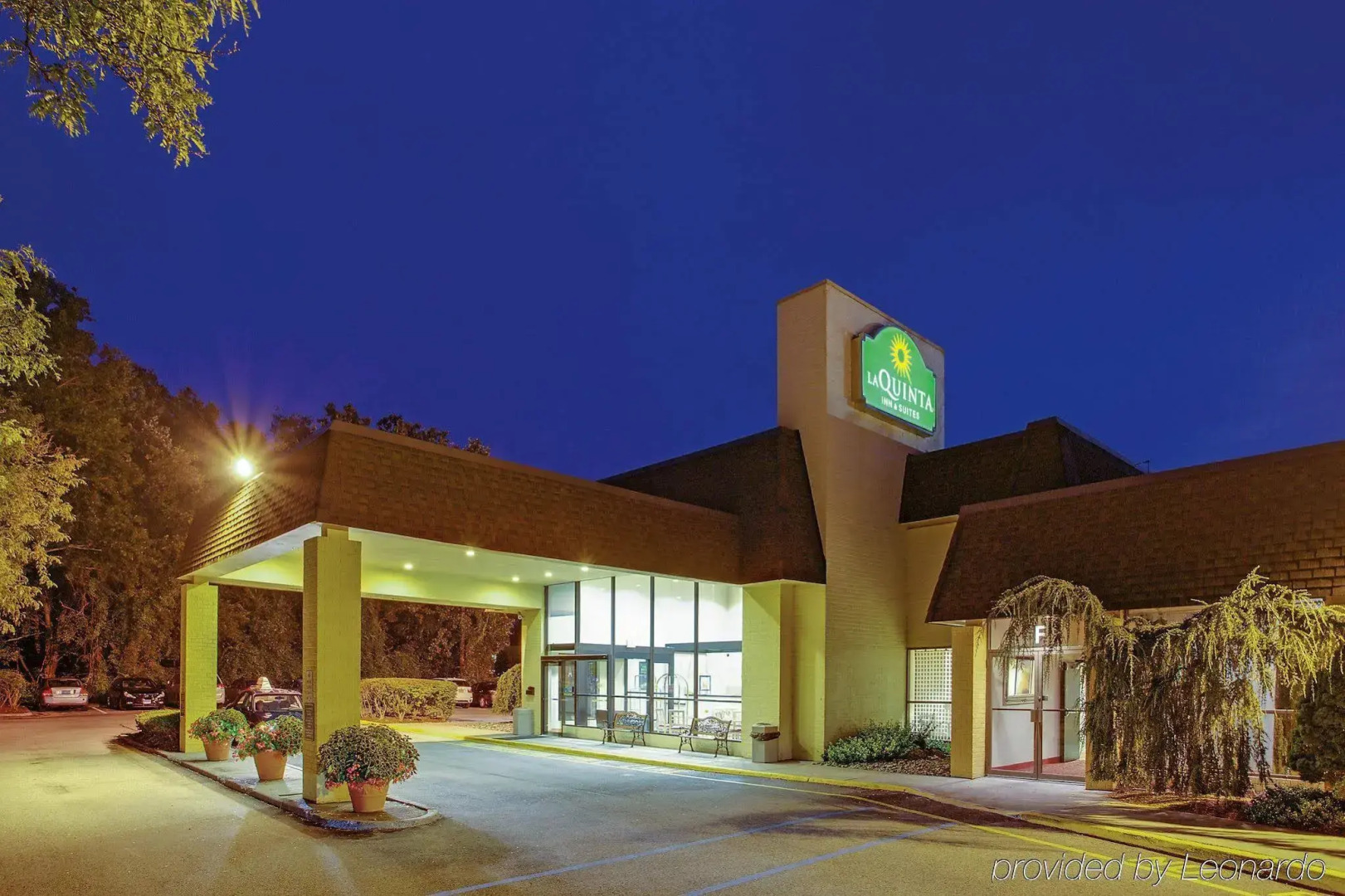 La Quinta inn & Suites Armonk Westchester County Airport