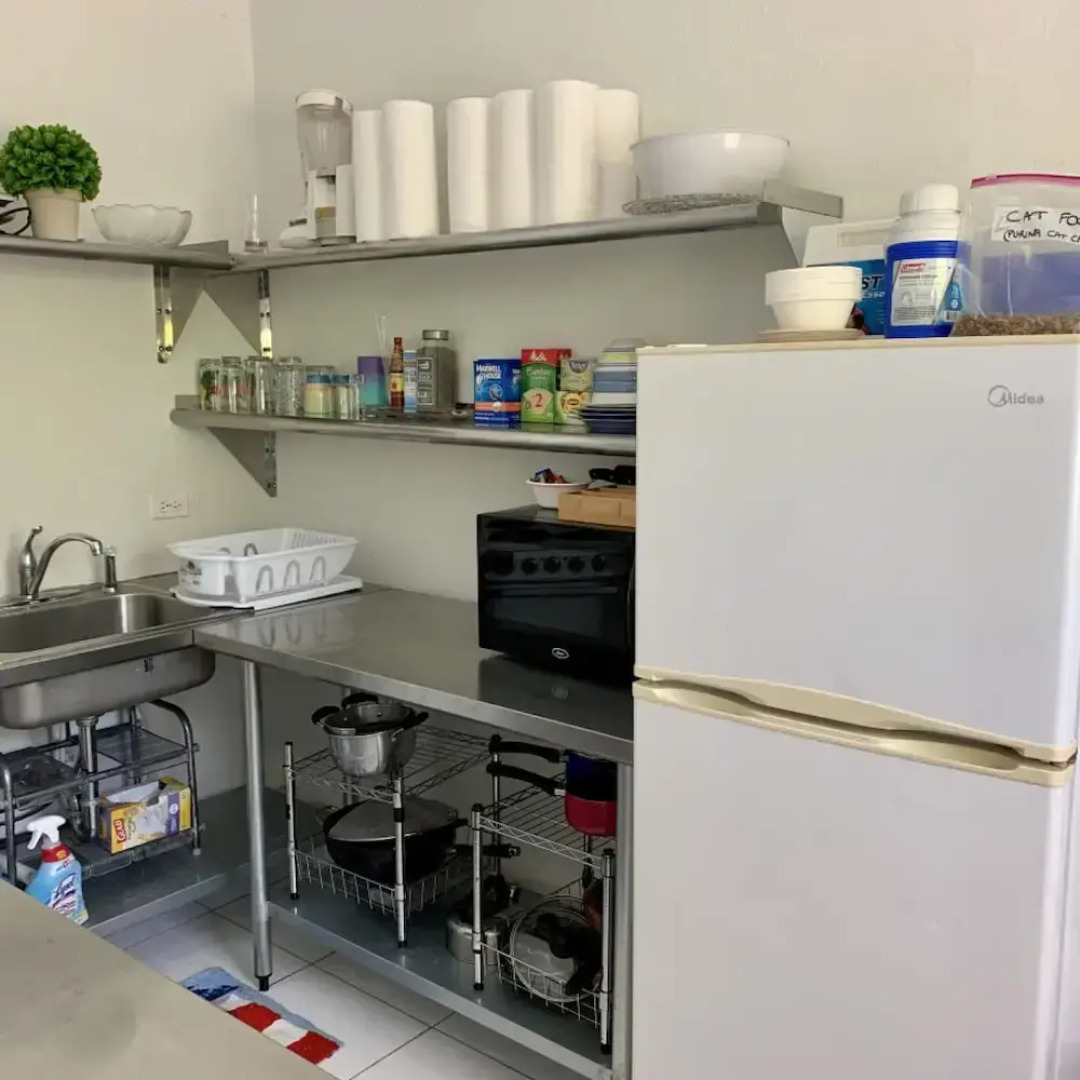 3 Suites Free Breakfast Steps to Beach