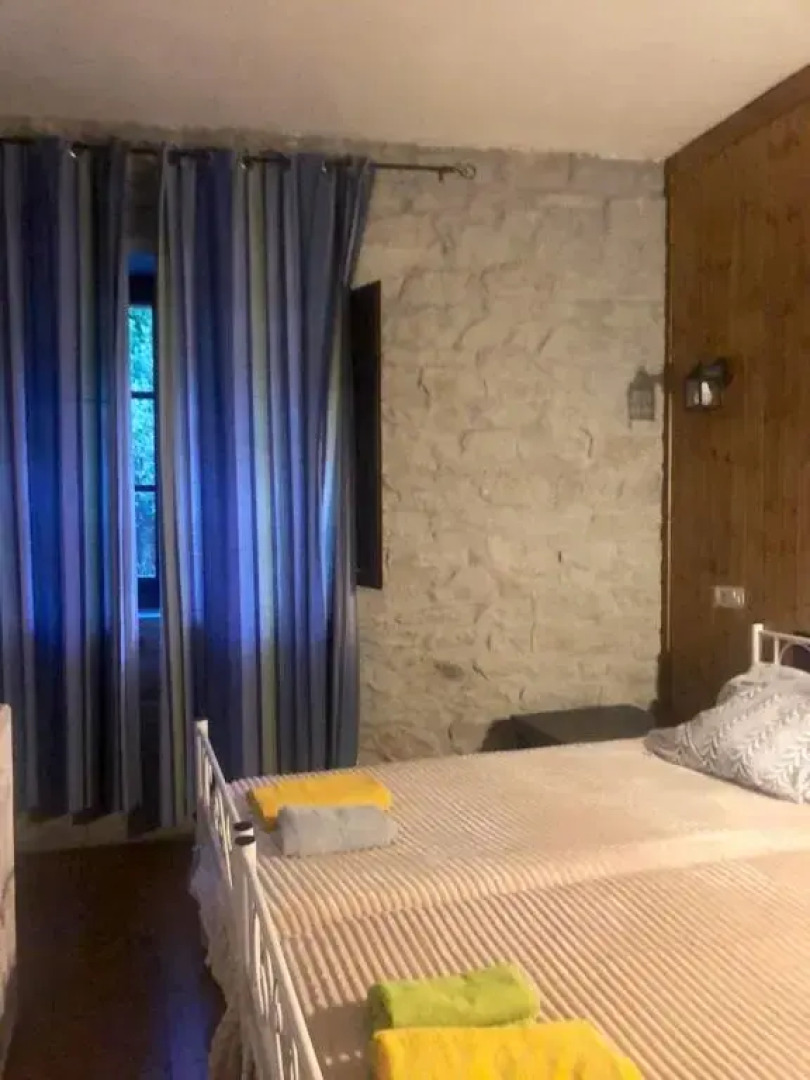 House With 5 Bedrooms in Mieres del Camino, With Wonderful Mountain View, Balcony and Wifi Near the Slopes