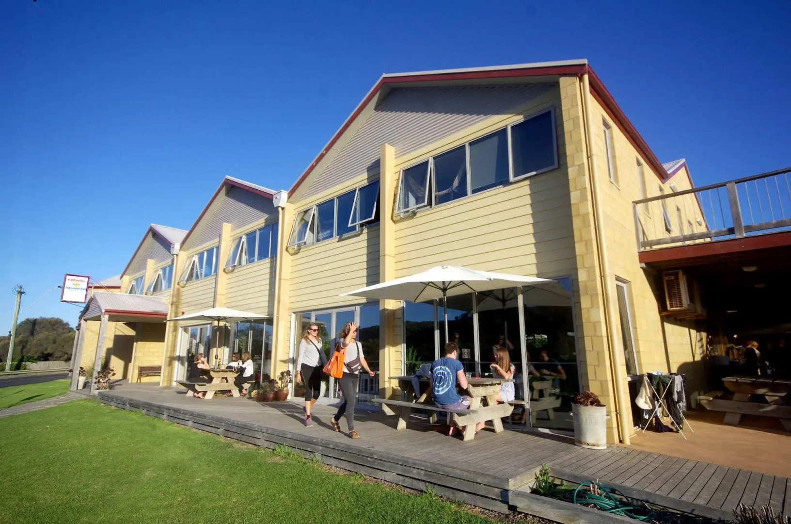 Sow and Piglets Guesthouse - Hostel