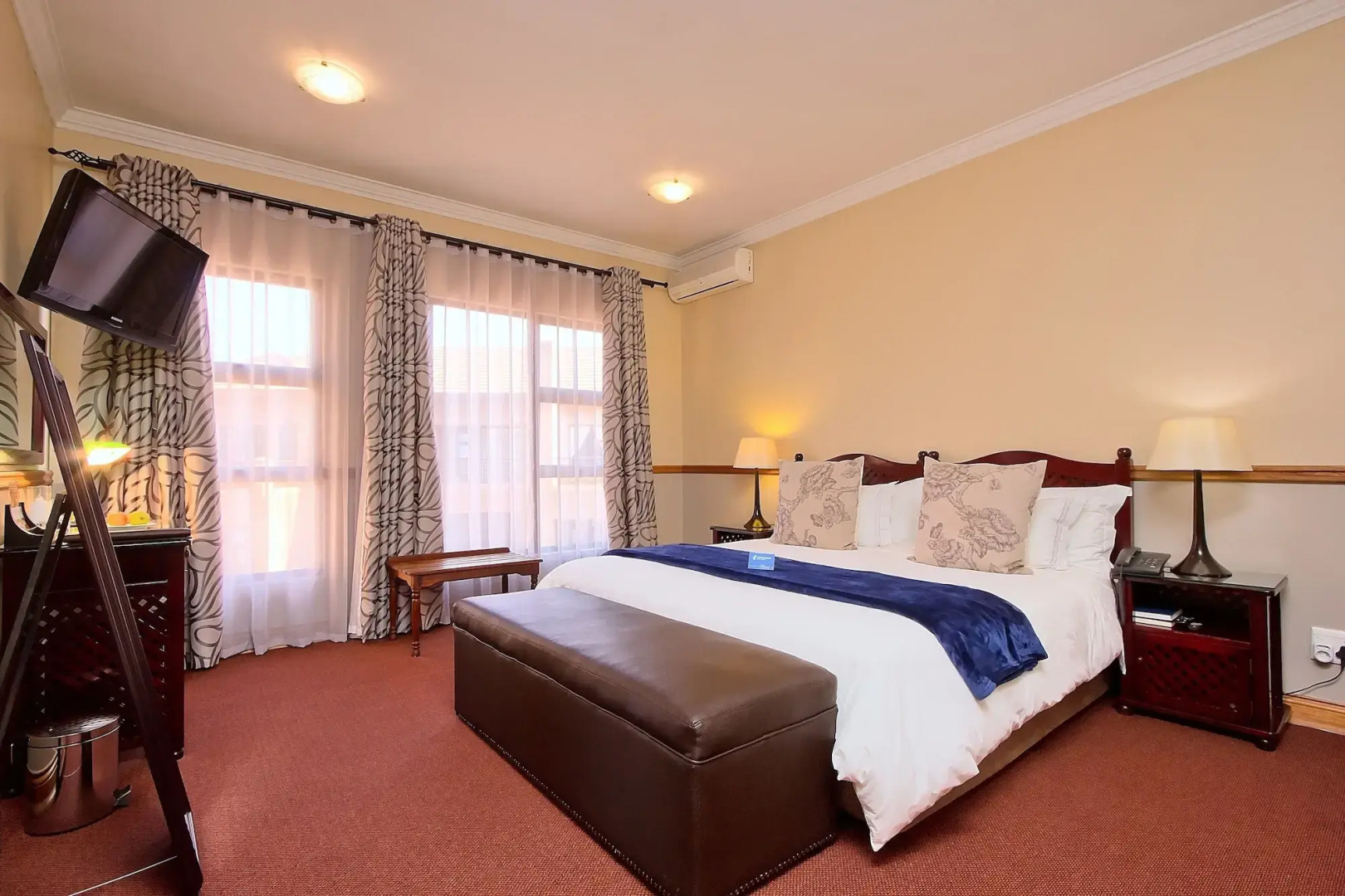 Centurion Golf Suites Boca Walk