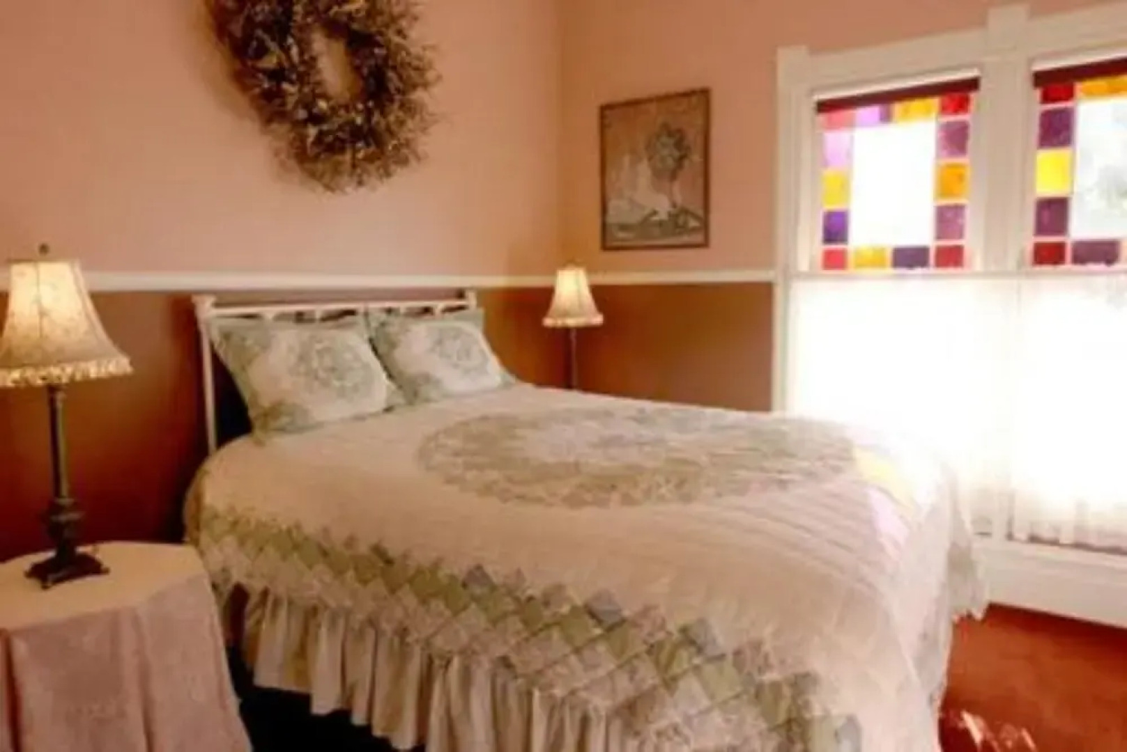 Kaleidoscope Inn & Gardens