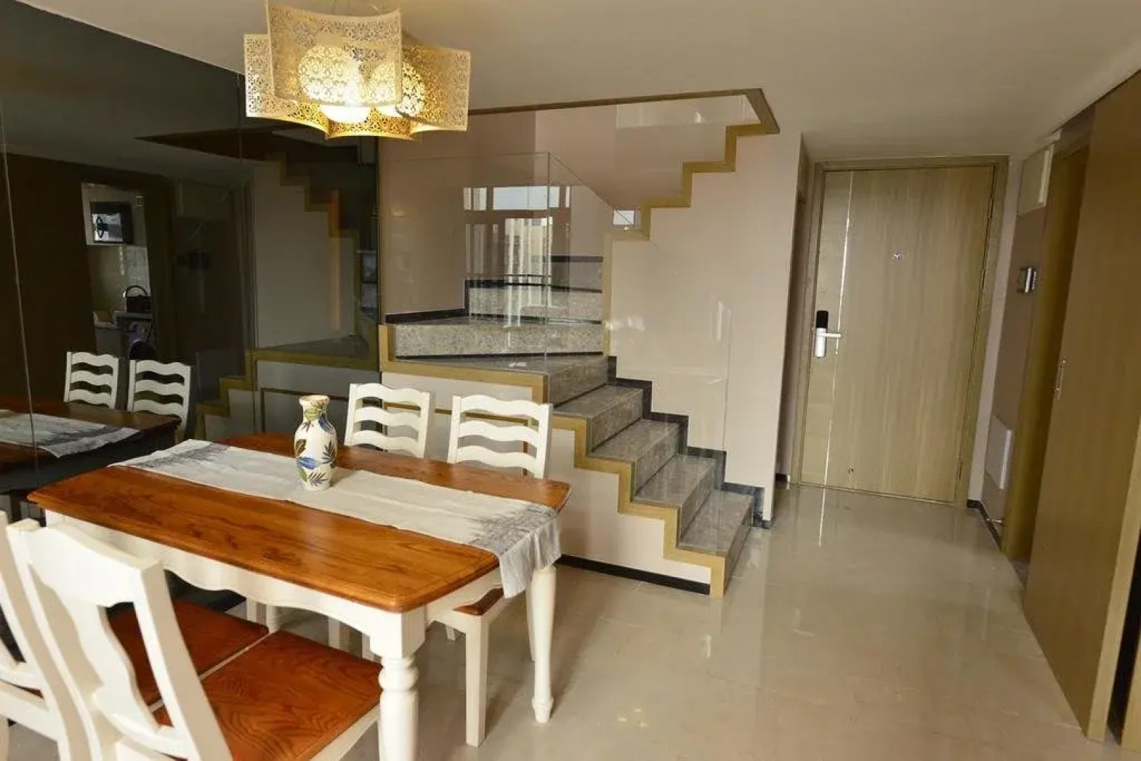 Апарт-отель Guangzhou Sunny Rain ApartHotel