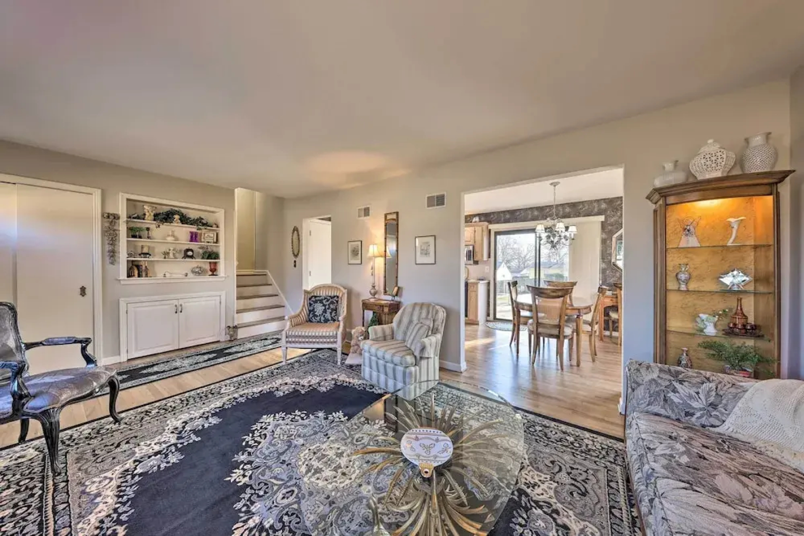 Cozy Kansas City Home w/ Yard - 9 Mi to Dtwn!