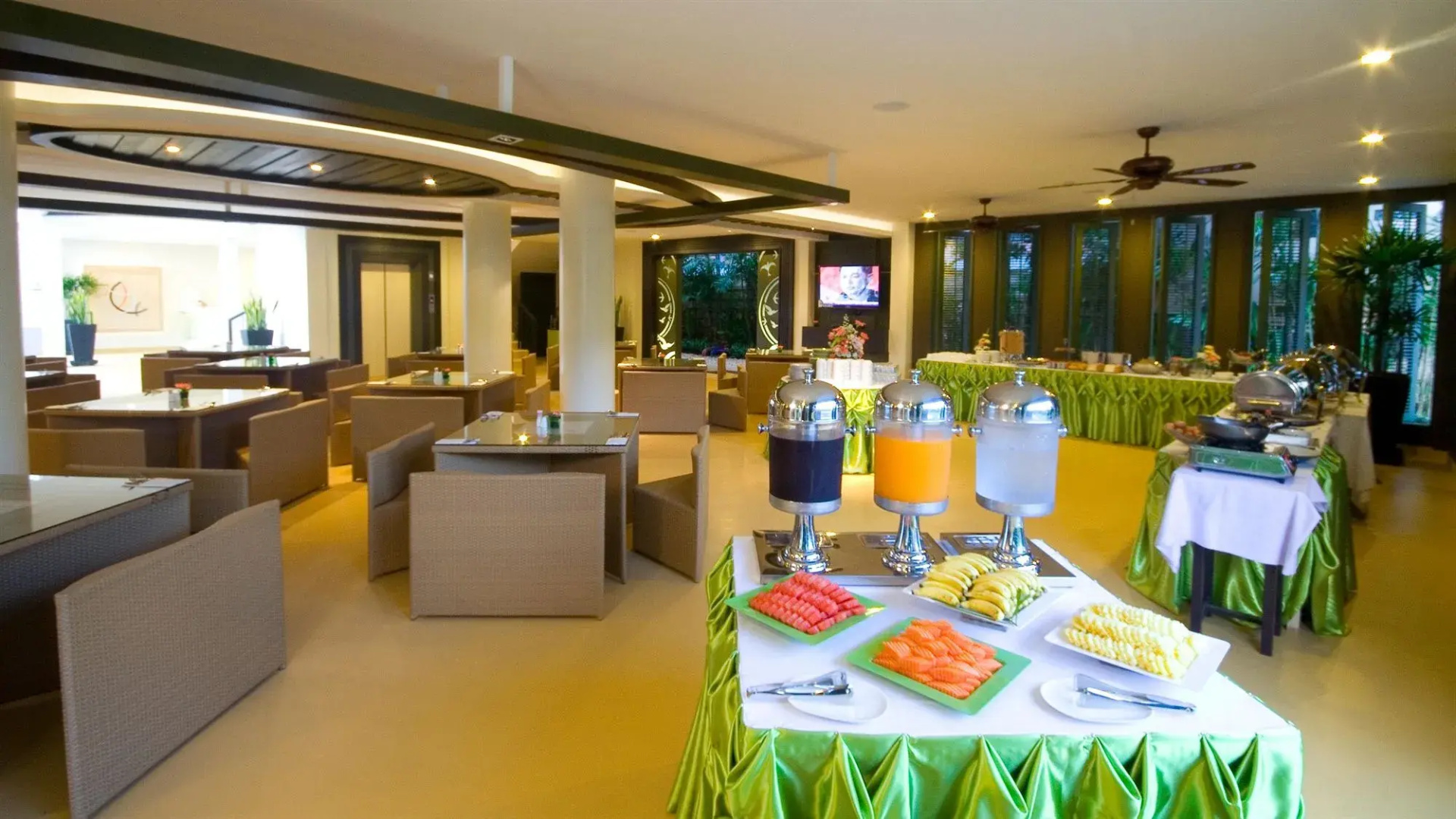 A-Te Chumphon Hotel