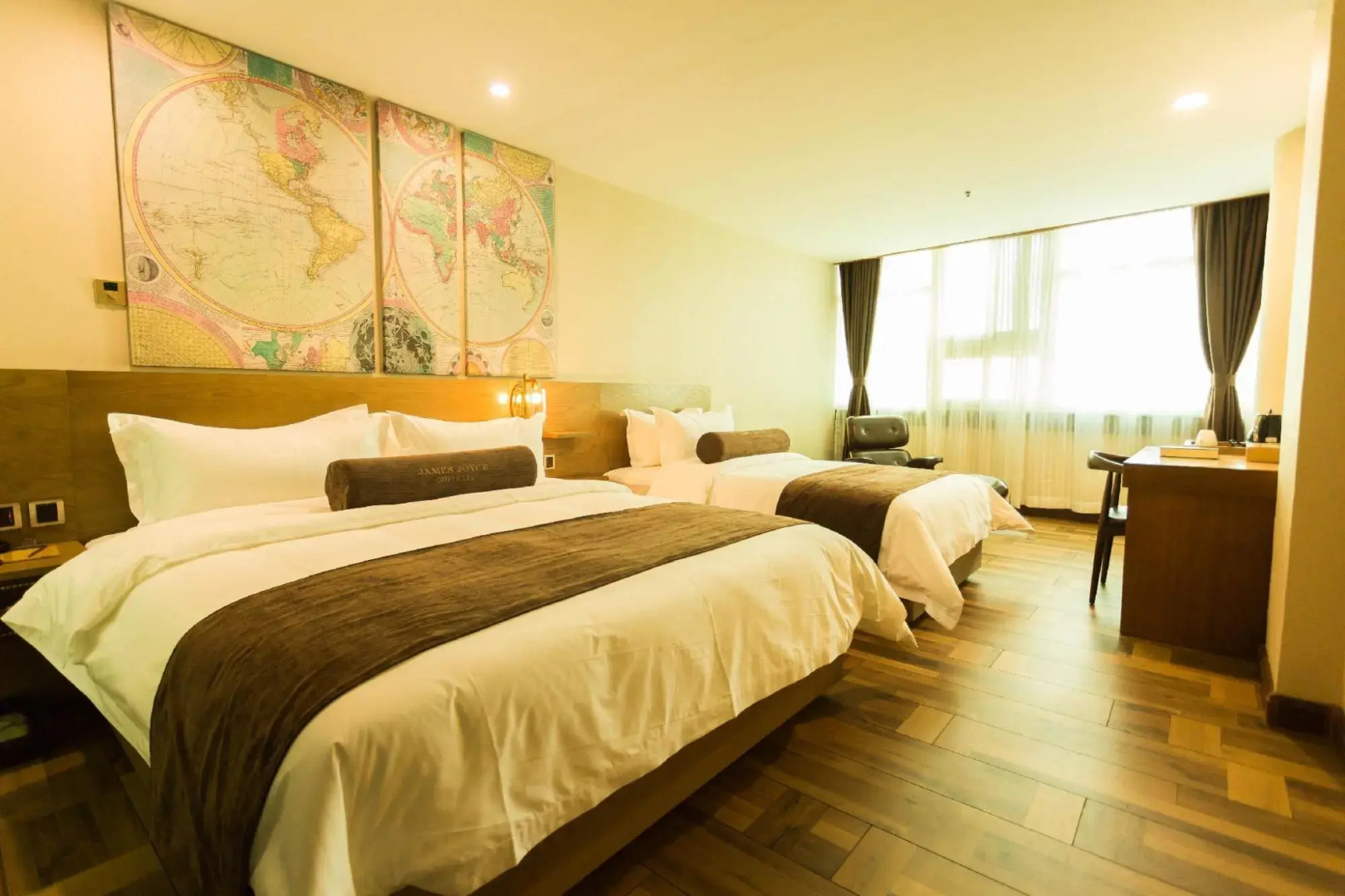 James Joyce Coffetel Baoding Railway Station