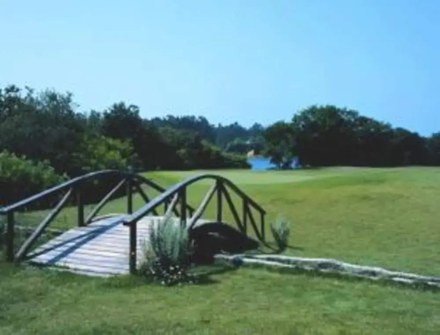 Studio in Esposende, With Wonderful Lake View, Pool Access, Enclosed G