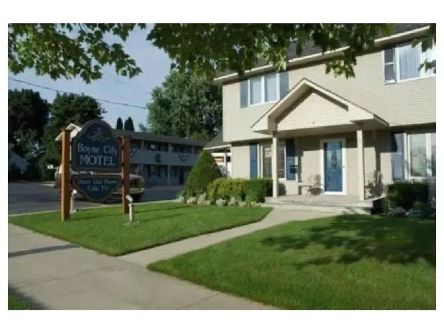 Boyne City Motel