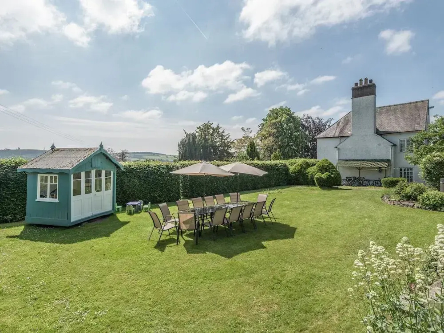 The Old Schoolhouse and Cottage