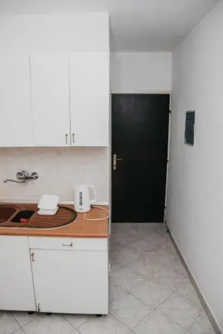 Apartments and Rooms Maganic