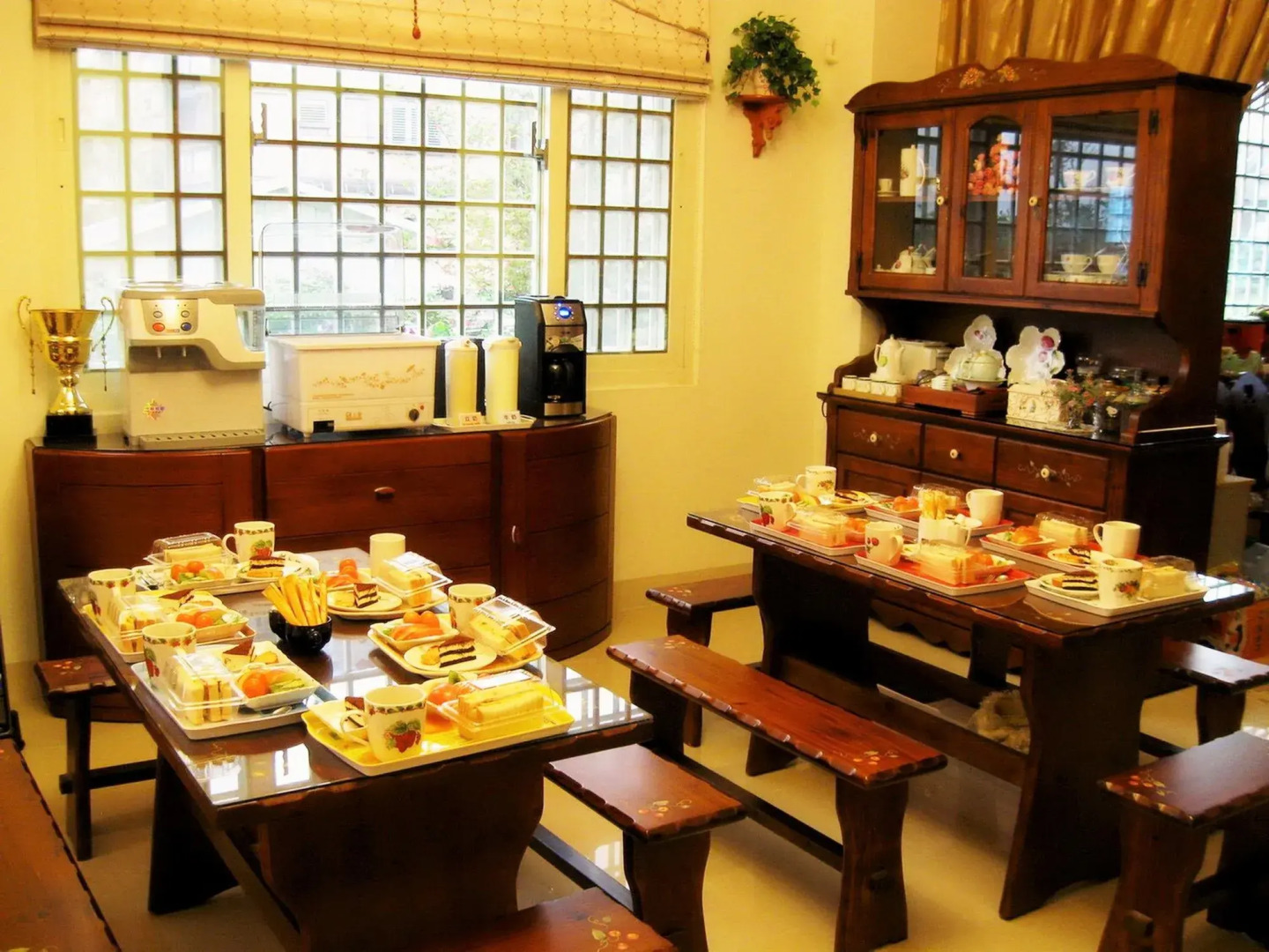 Evergreen Garden Home