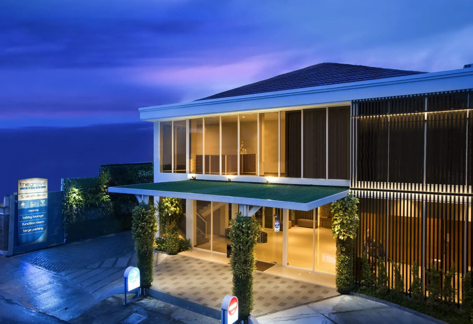 Lunara Home Living by Daphna Management