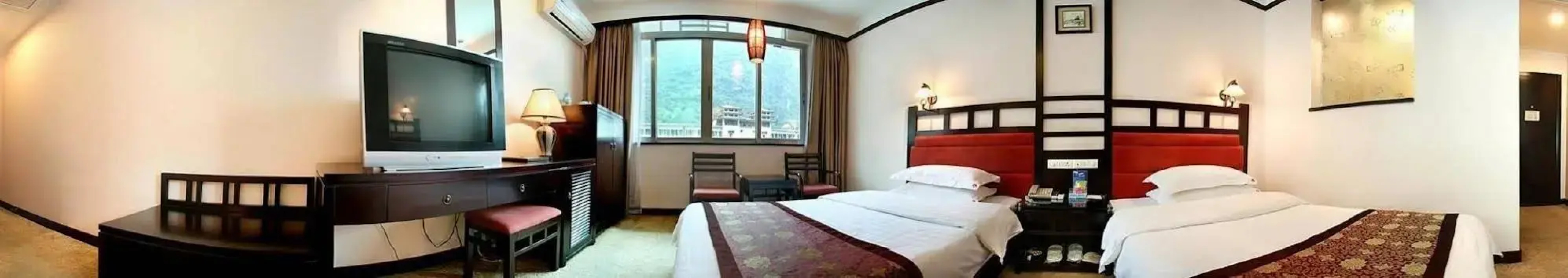 Yangshuo Huating Holiday Inn