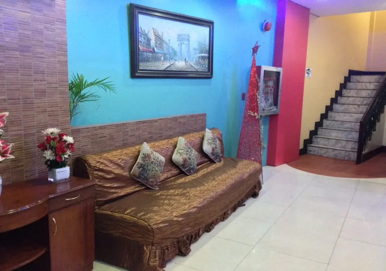 Cauayan Queen Jennifer Hotel