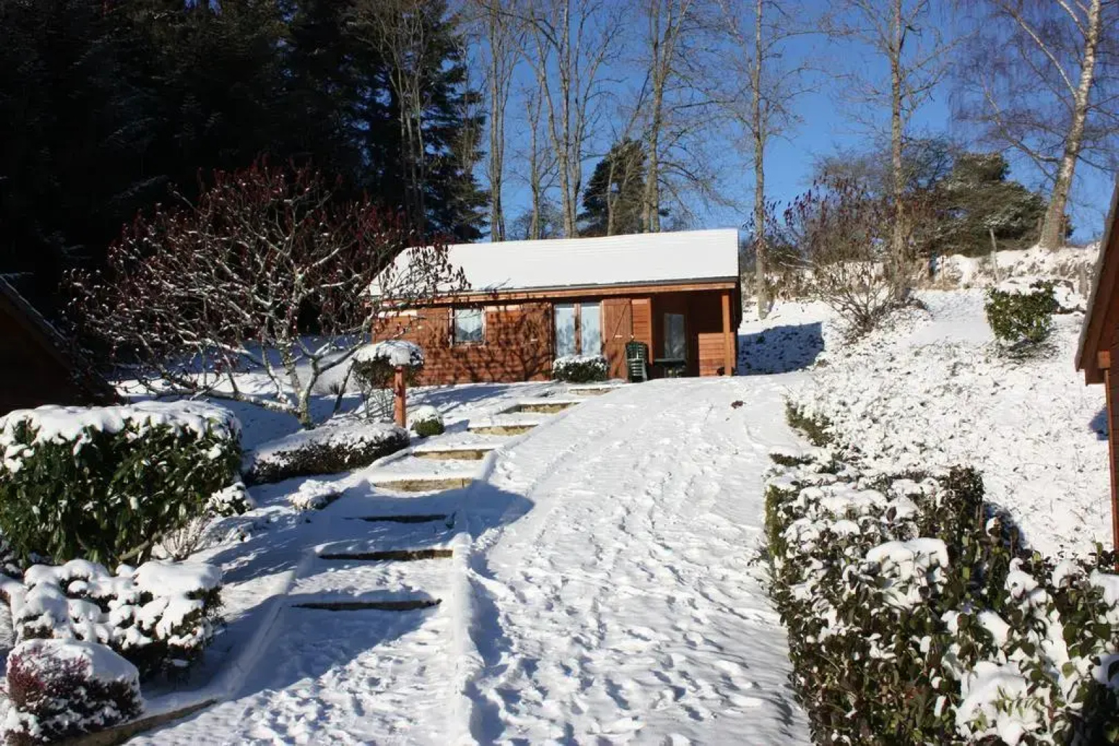 Volcans Vacances Les Chalets Du Lac