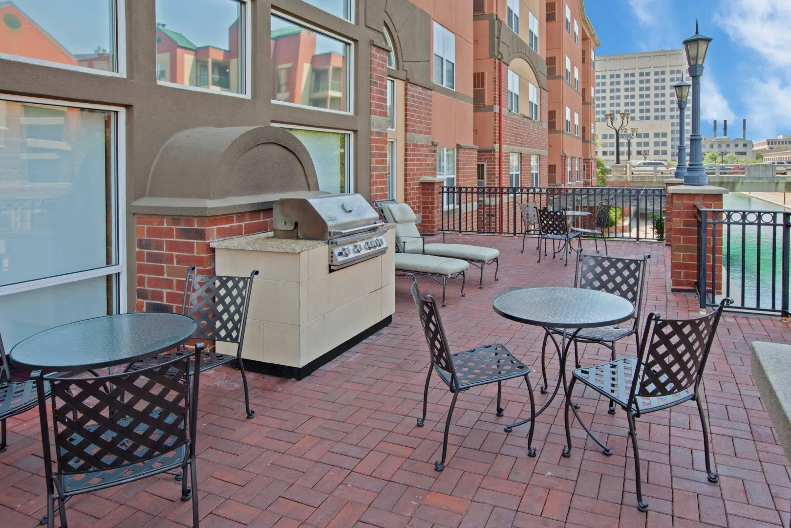 Residence Inn by Marriott Indianapolis Downtown on the Canal