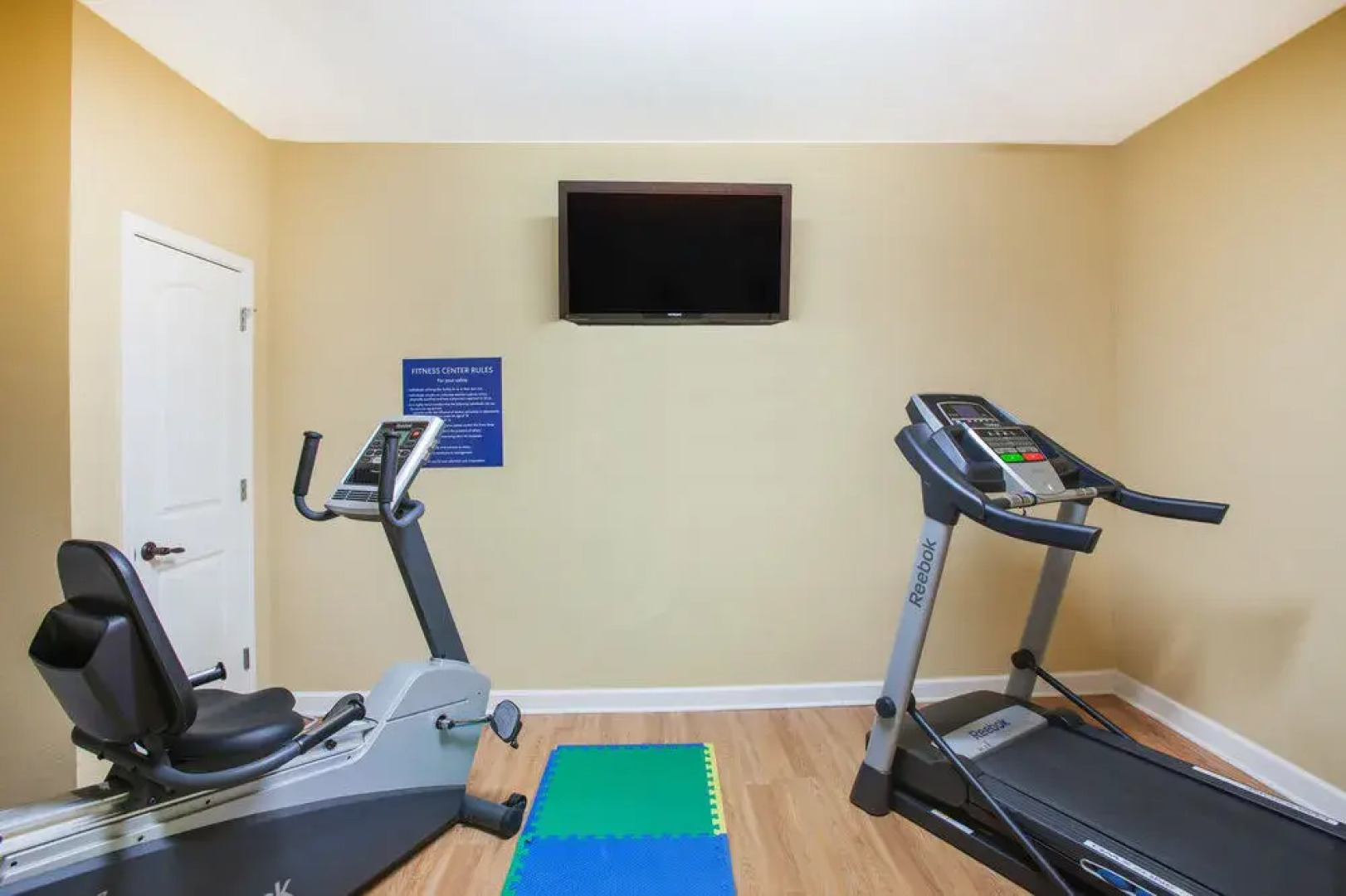 Days Inn & Suites - Cabot