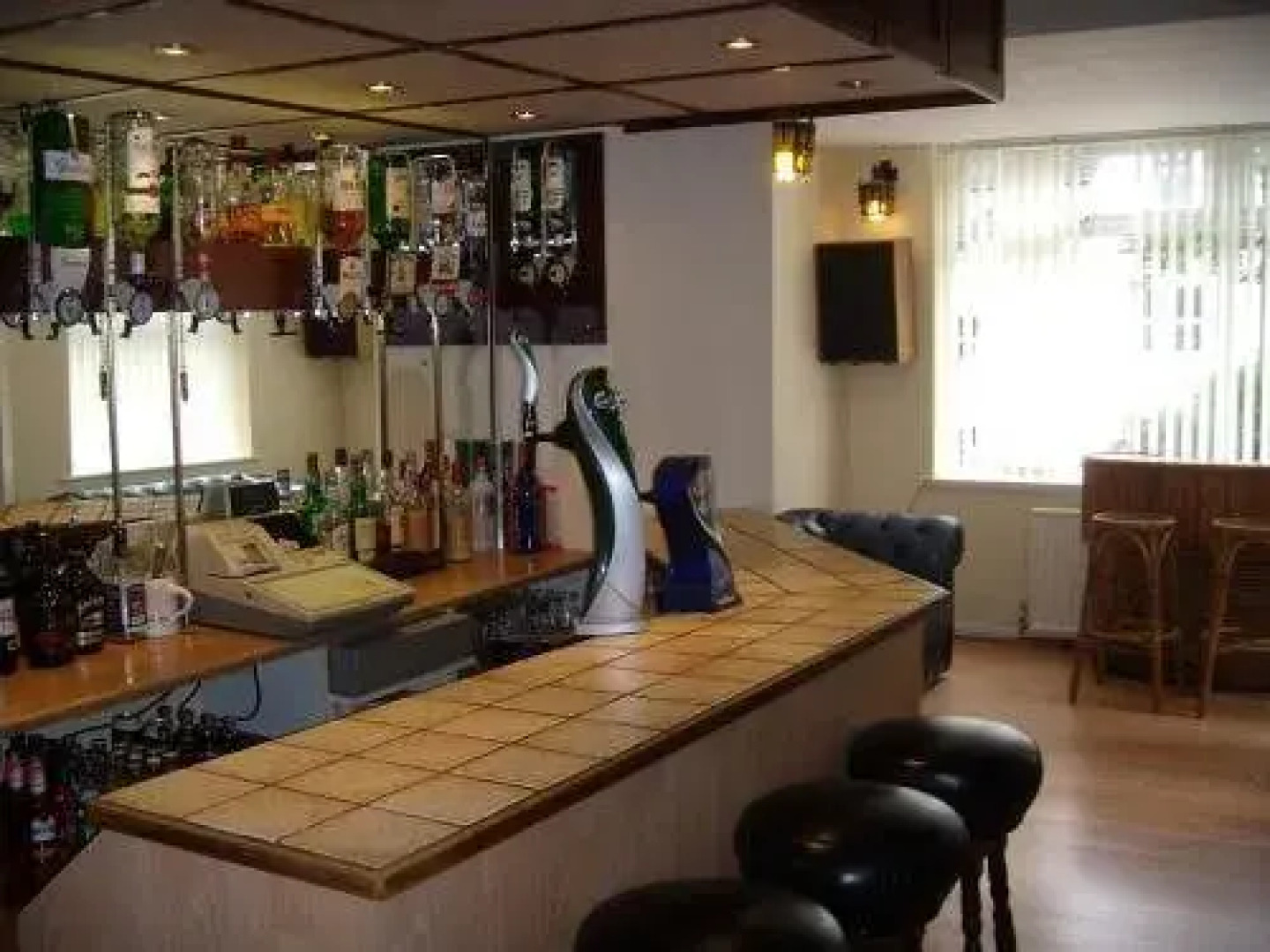 Whitworth Falls Hotel