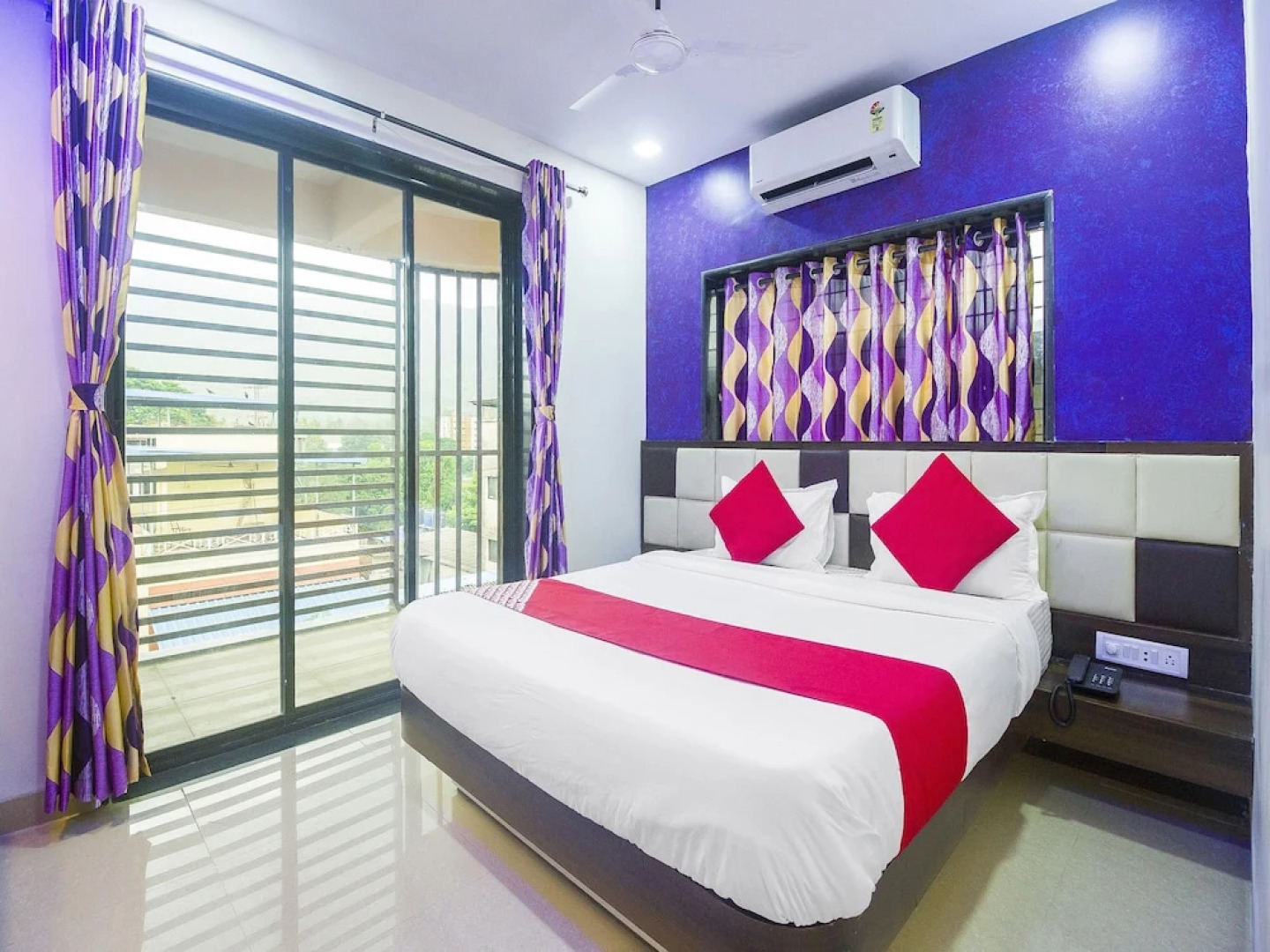 OYO 15982 Hotel Samrat Palace