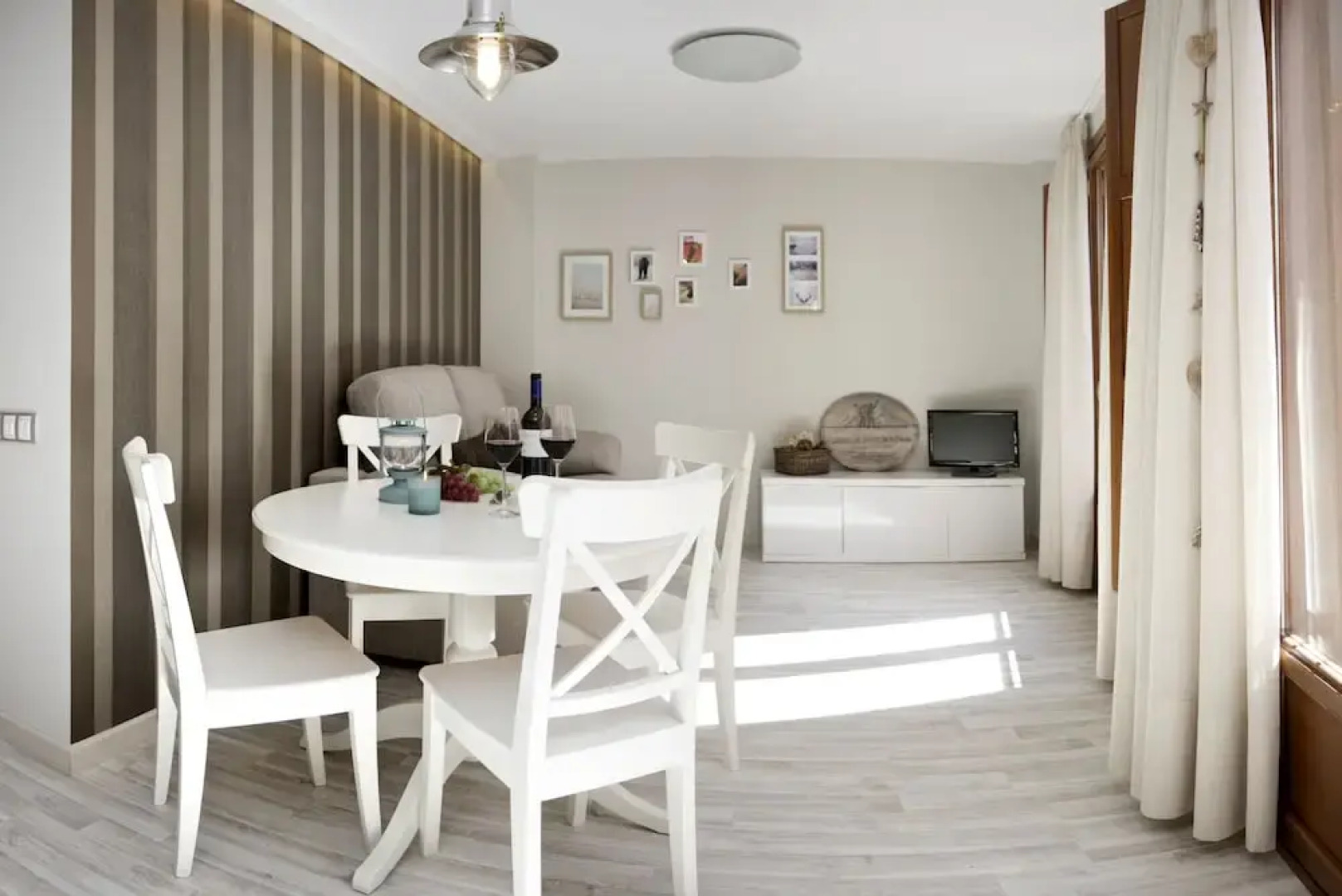 Apartamentos Turísticos Lladito