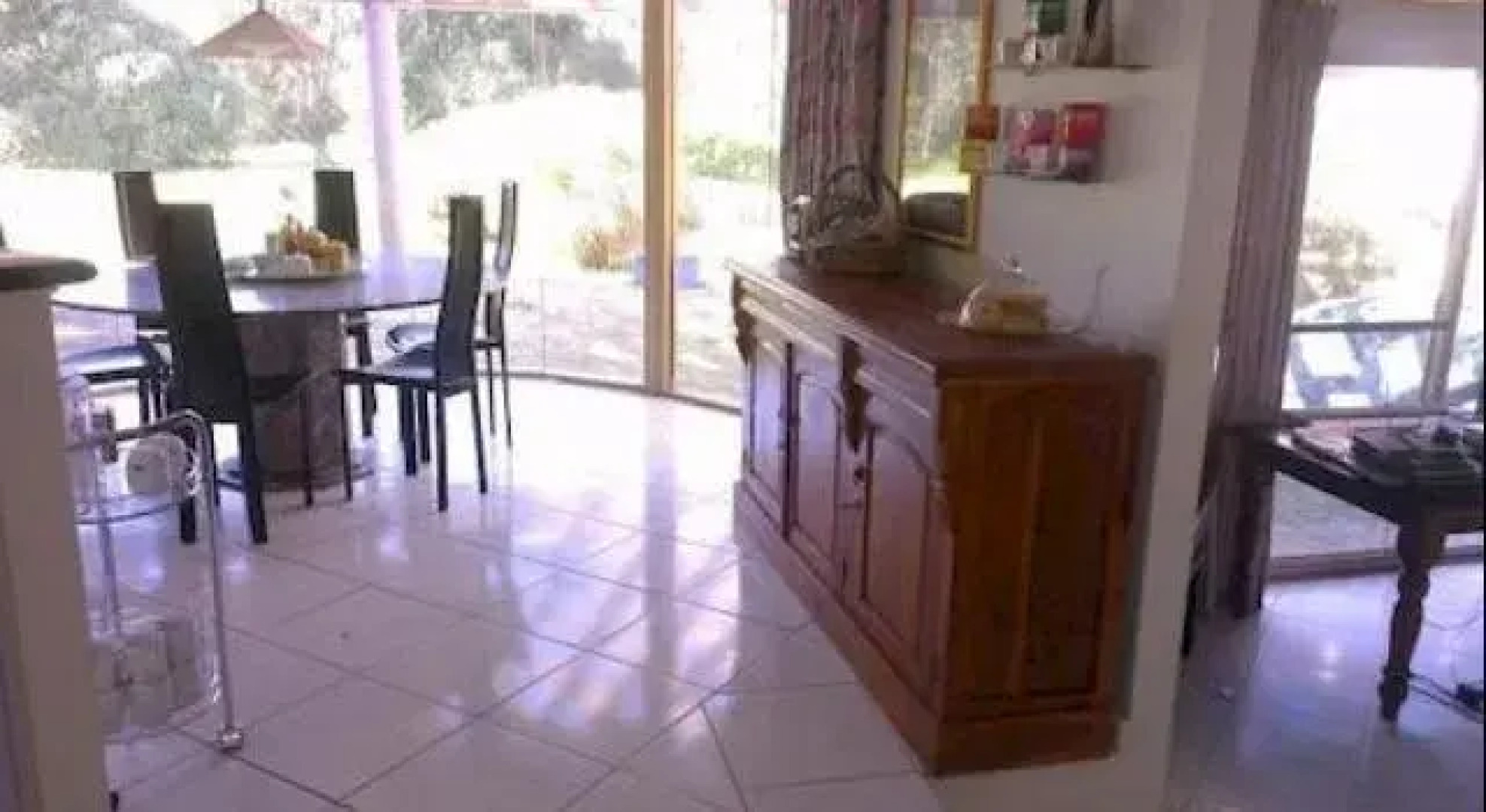 The Vines Avenue Guesthouse