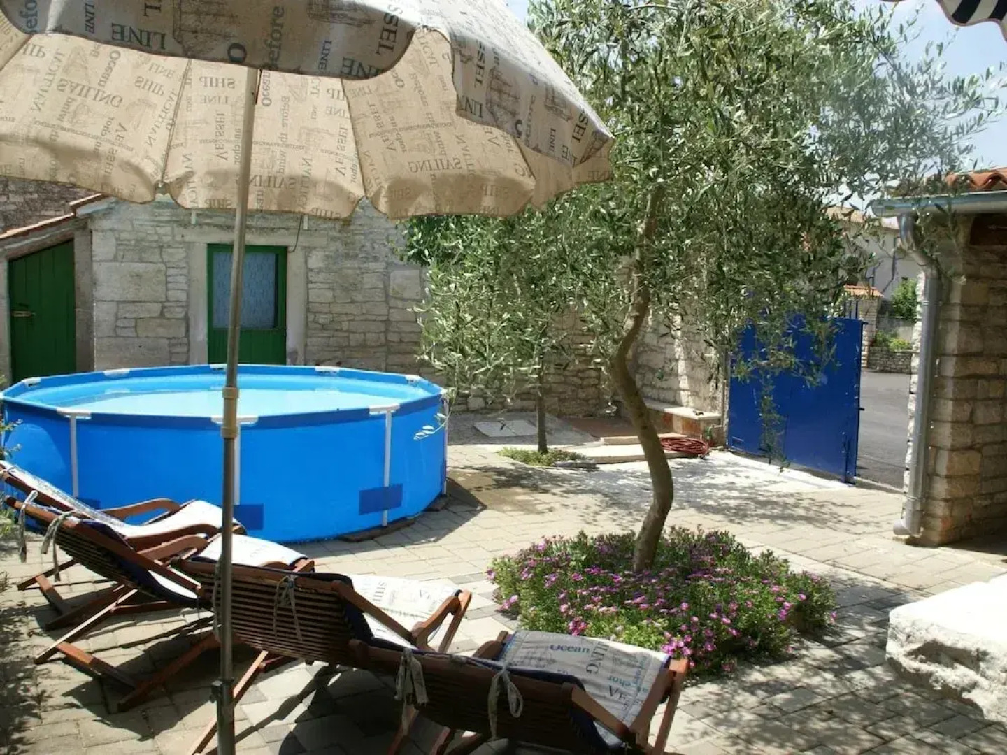Stone Holiday Home in Peresiji With Pool