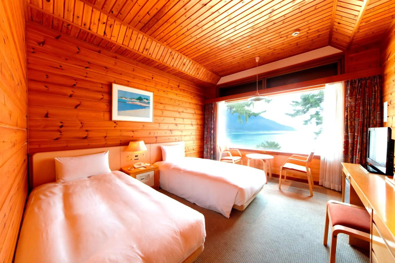 Okubiwako Makino Grand Park Hotel