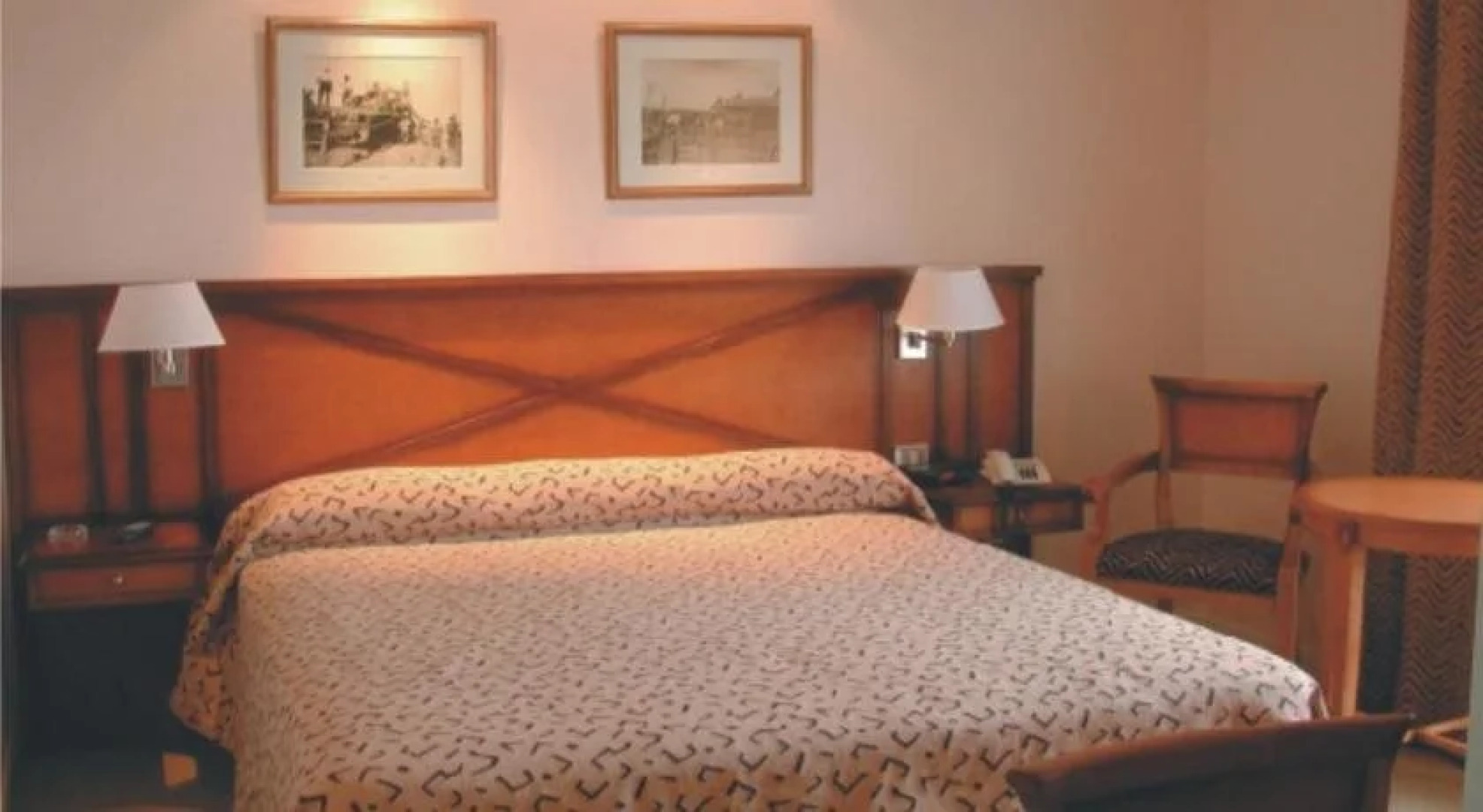 Elegance Hotel Tres Arroyos