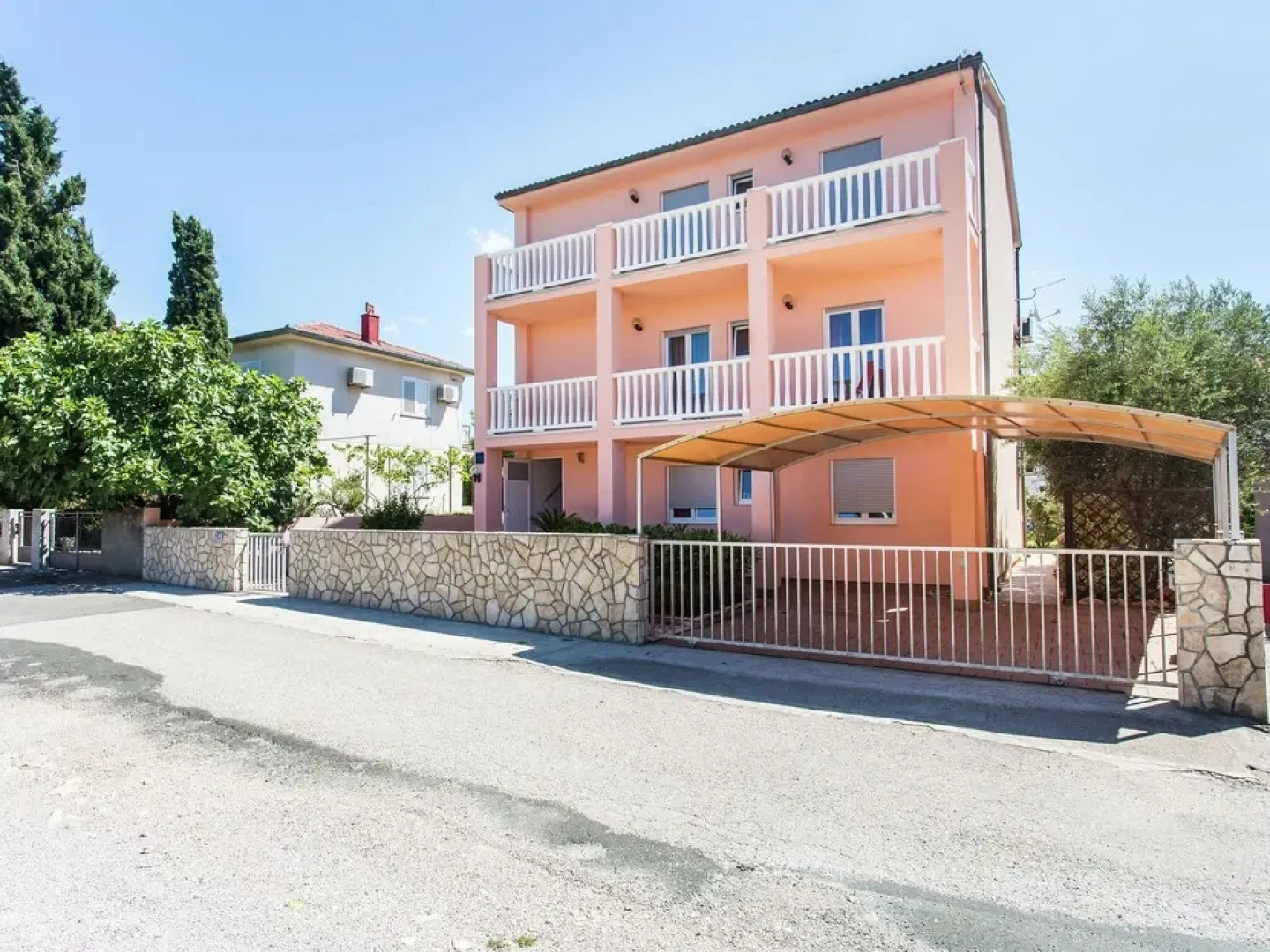 Apartment 600 m From a Nice Beach in the Cute Silo With Shared Swimming Pool