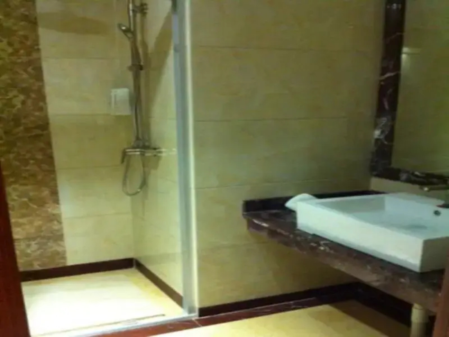 Nanning Qian Xi International Hotel