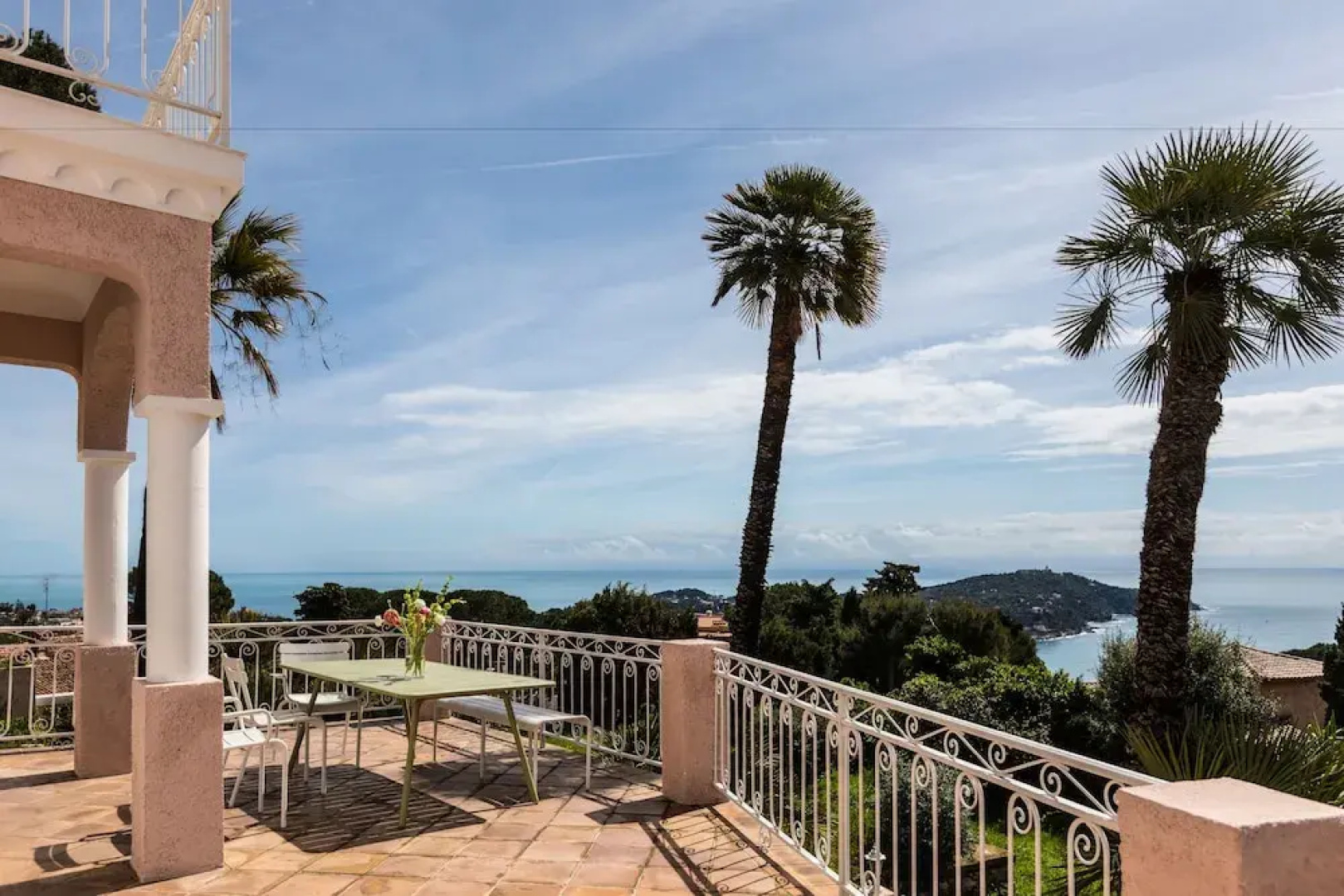 Wonderful Villa with panoramic sea view