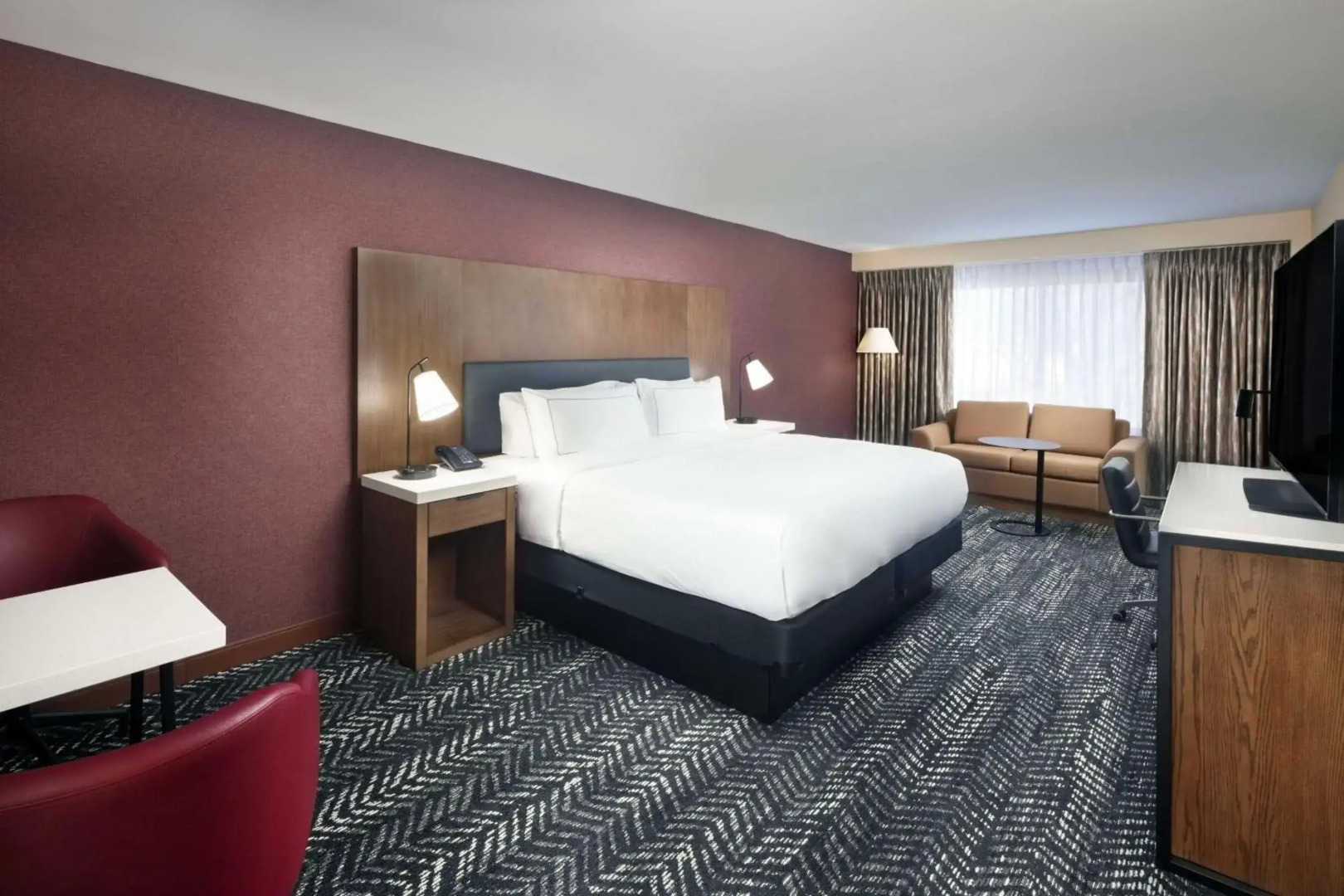 DoubleTree by Hilton Manhattan, KS