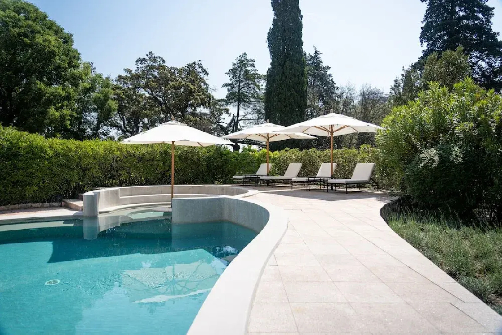 Château les Crostes