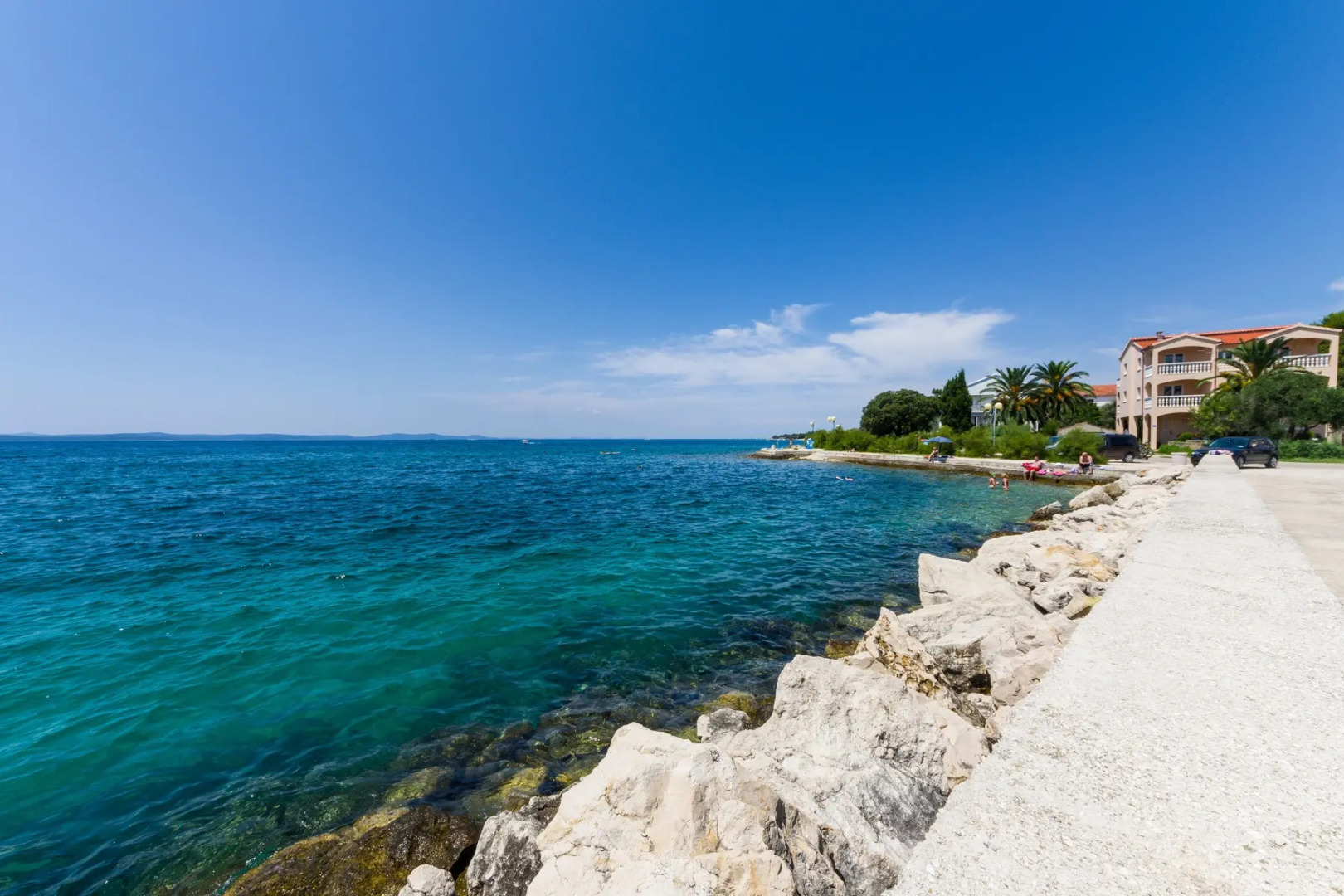 Apartment Pupa - nice family apartments: A2 Mihael Petrcane, Zadar riviera