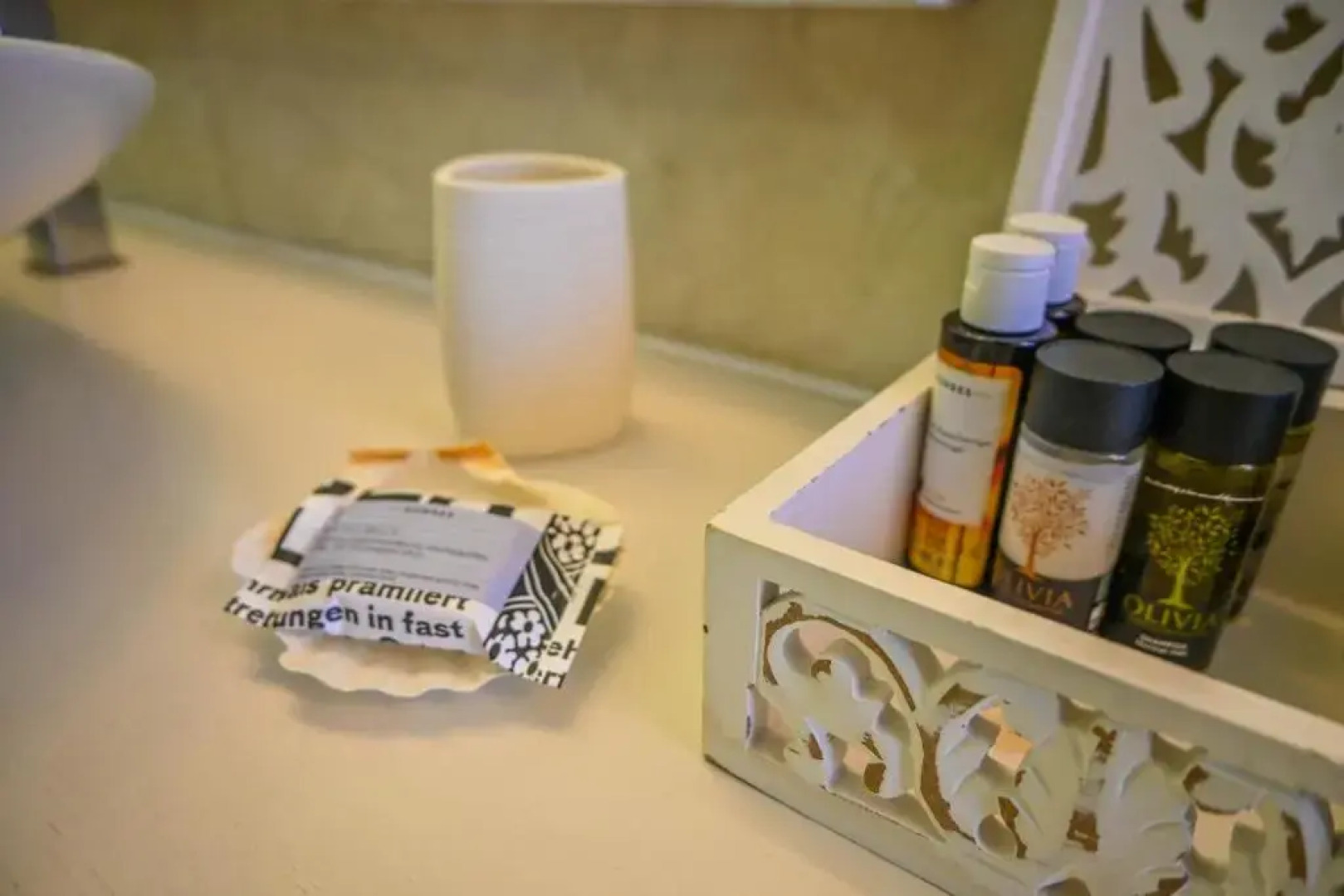 Schinoza Luxury Suites