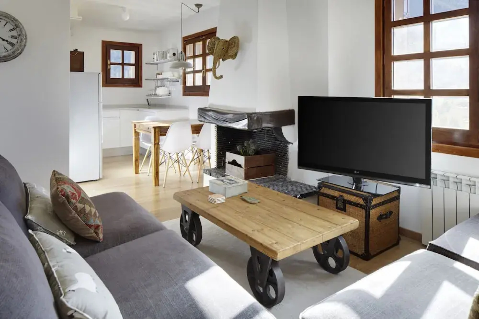 Apartamento Colomers by FeelFree Rentals