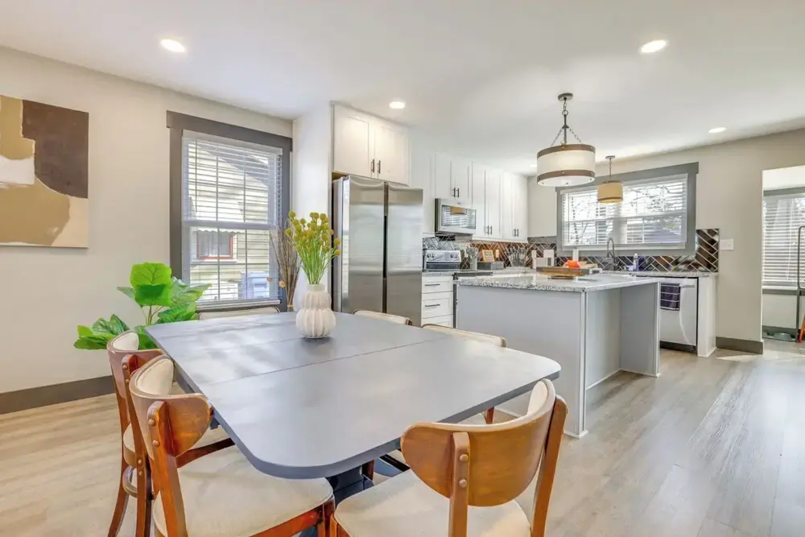 4 Mi to Liberty Bridge: Greenville Getaway w/ Deck