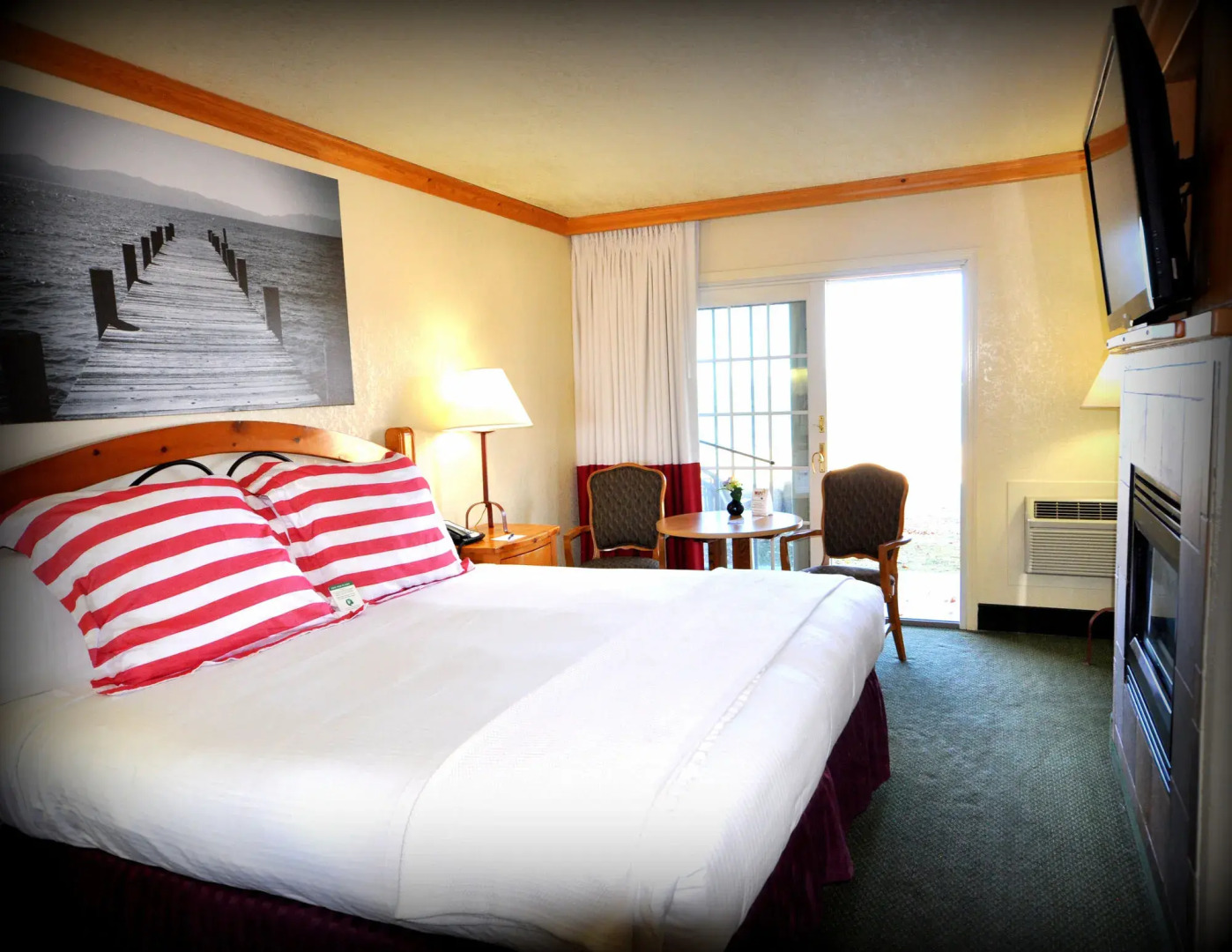 Beach Retreat & Lodge at Tahoe