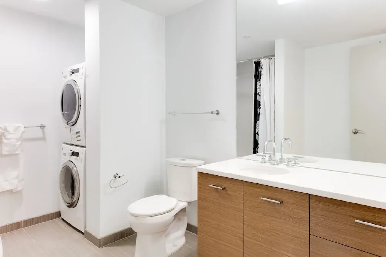 Global Luxury Suites at Seaport