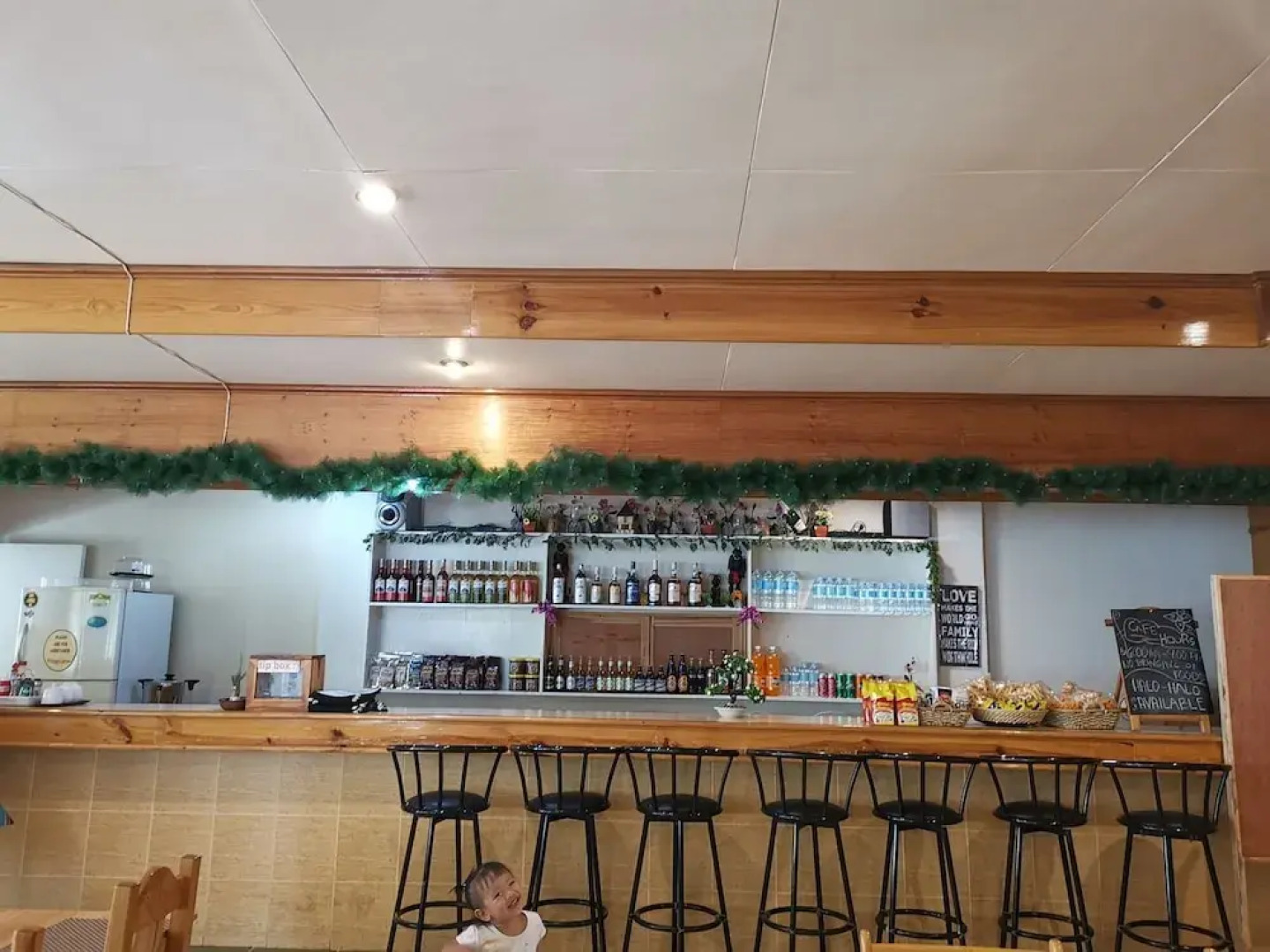 Rusty Nail Inn And Cafe