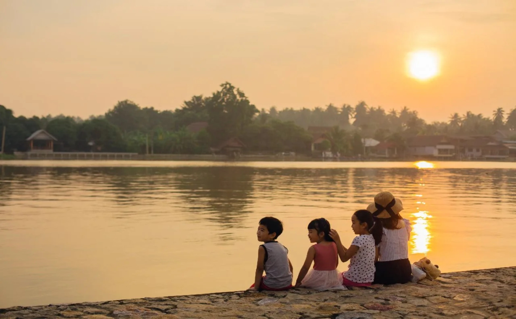 Na Tree Tara Riverside Resort Amphawa Damnoensaduak