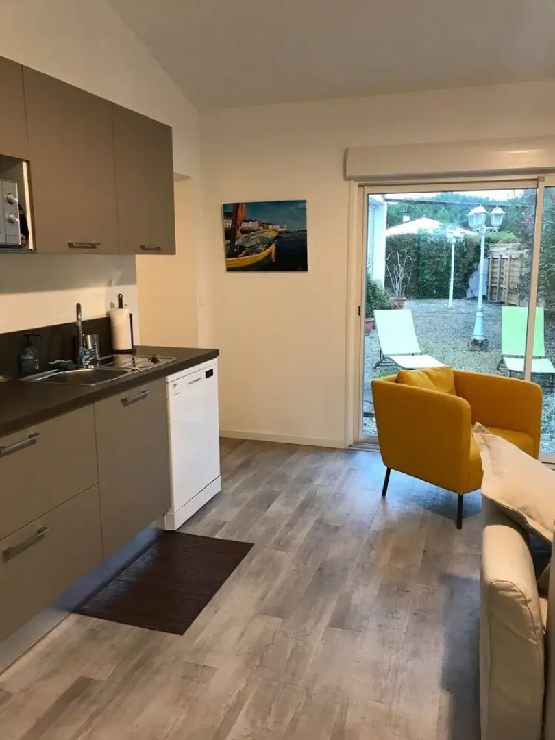 House With 2 Bedrooms in La Tremblade, With Pool Access, Enclosed Gard