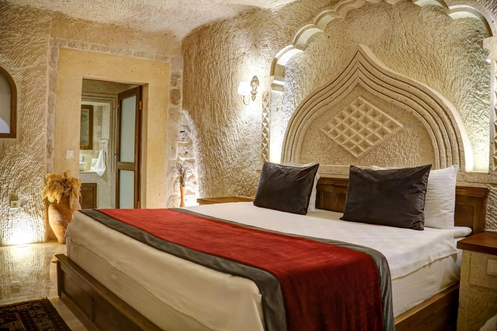 House 1938 Special Cave Hotel