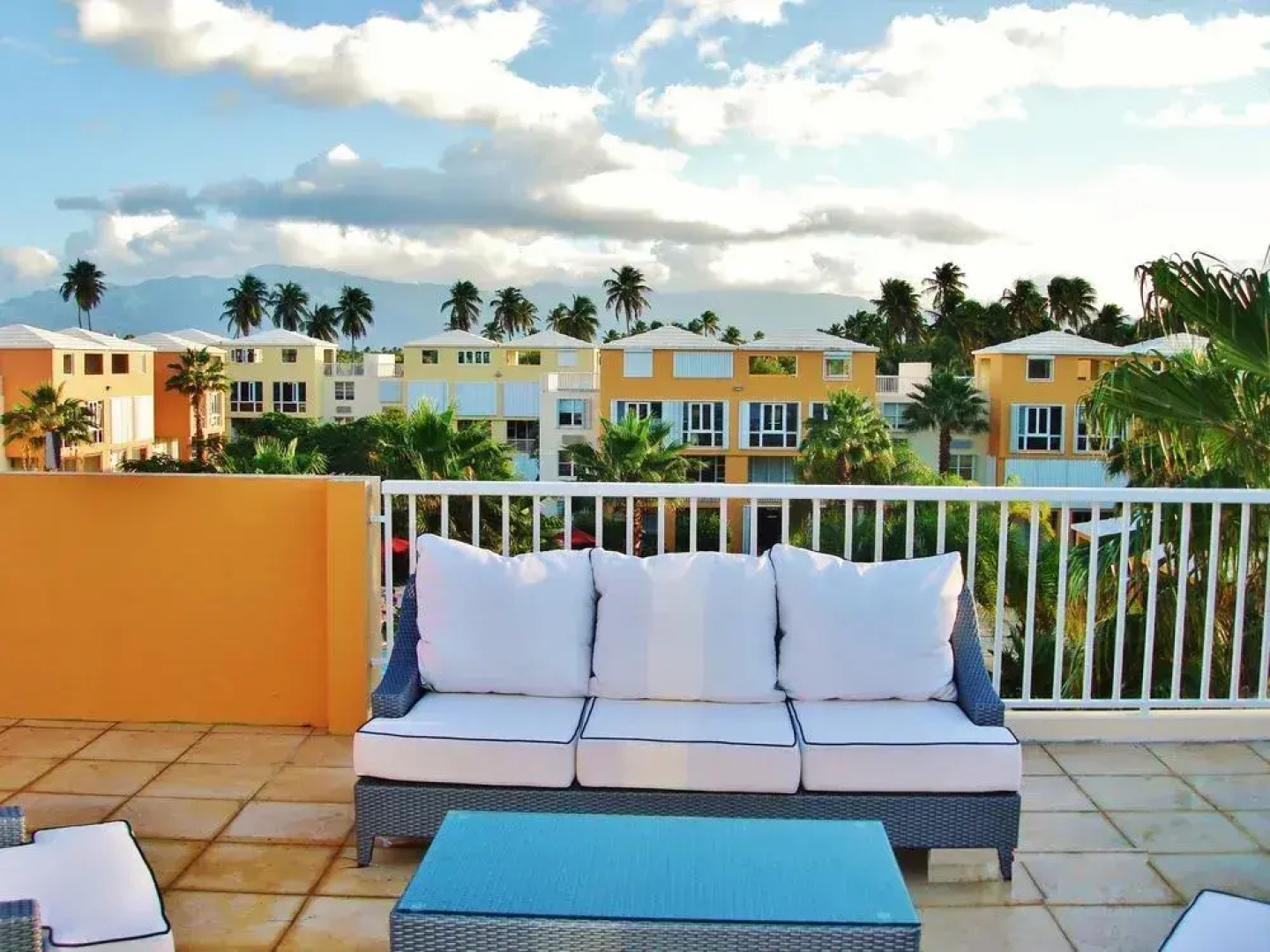 Real Beach Front Luxury Penthouse Villa