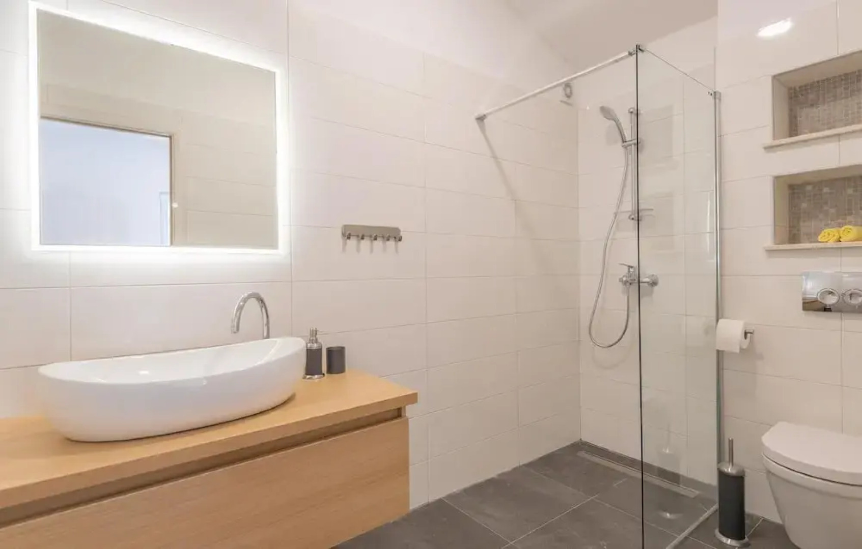 Awesome Home in Prigradica With Sauna, Wifi and 3 Bedrooms