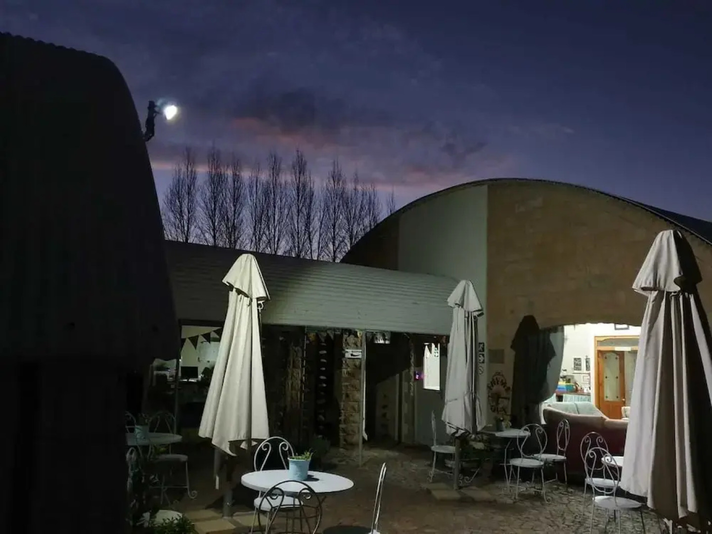 Homestead Guesthouse and Coffee Shoppe