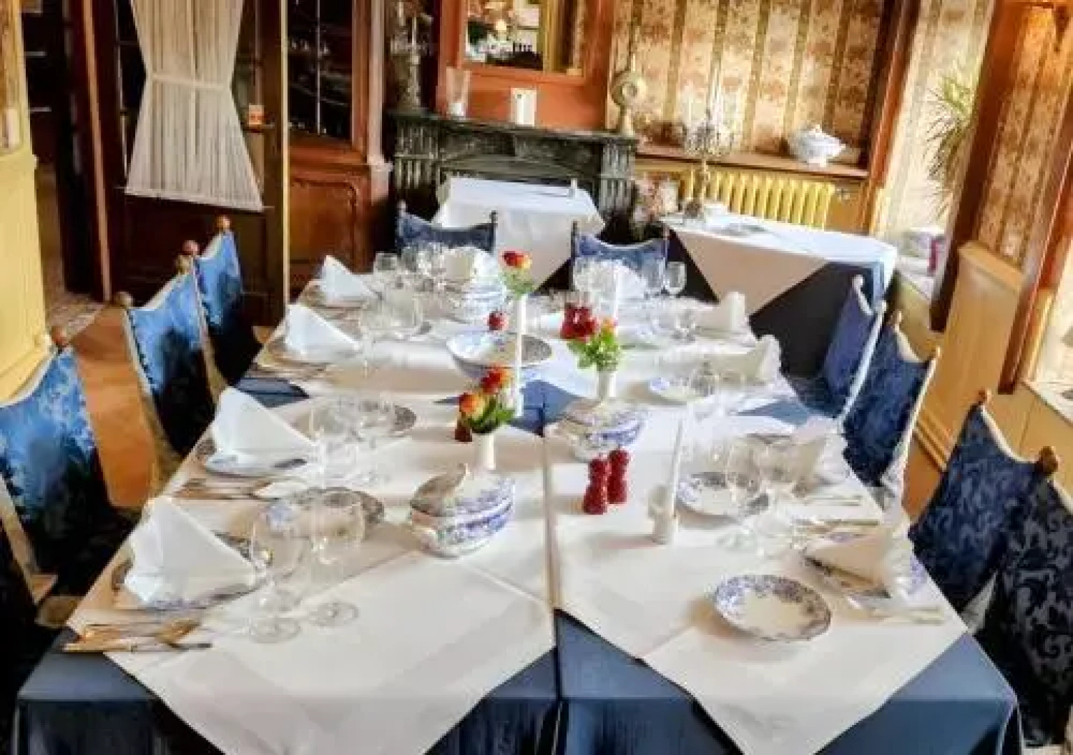 Royal Hotel-Restaurant Bonhomme