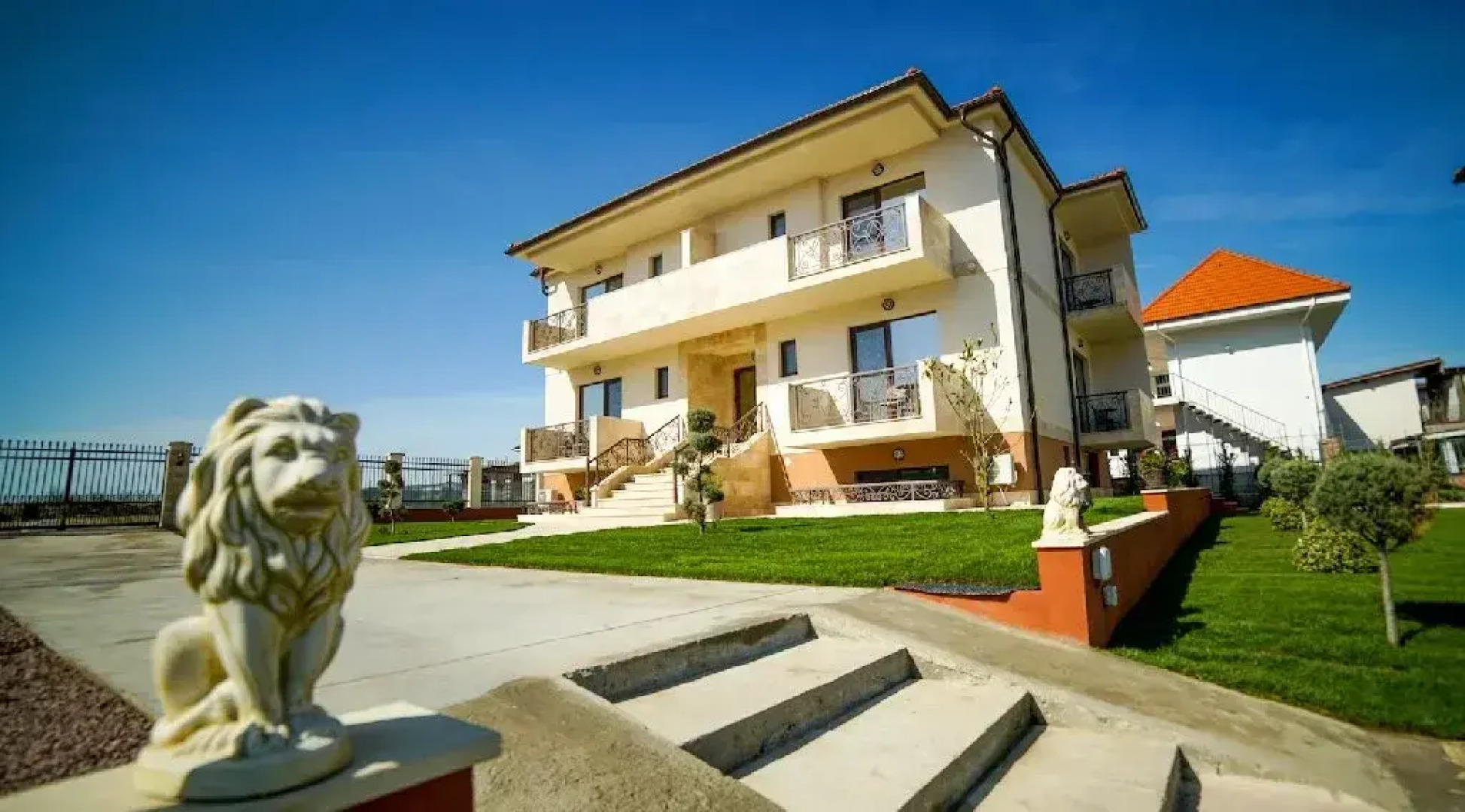 Vilele Marii Vama Veche