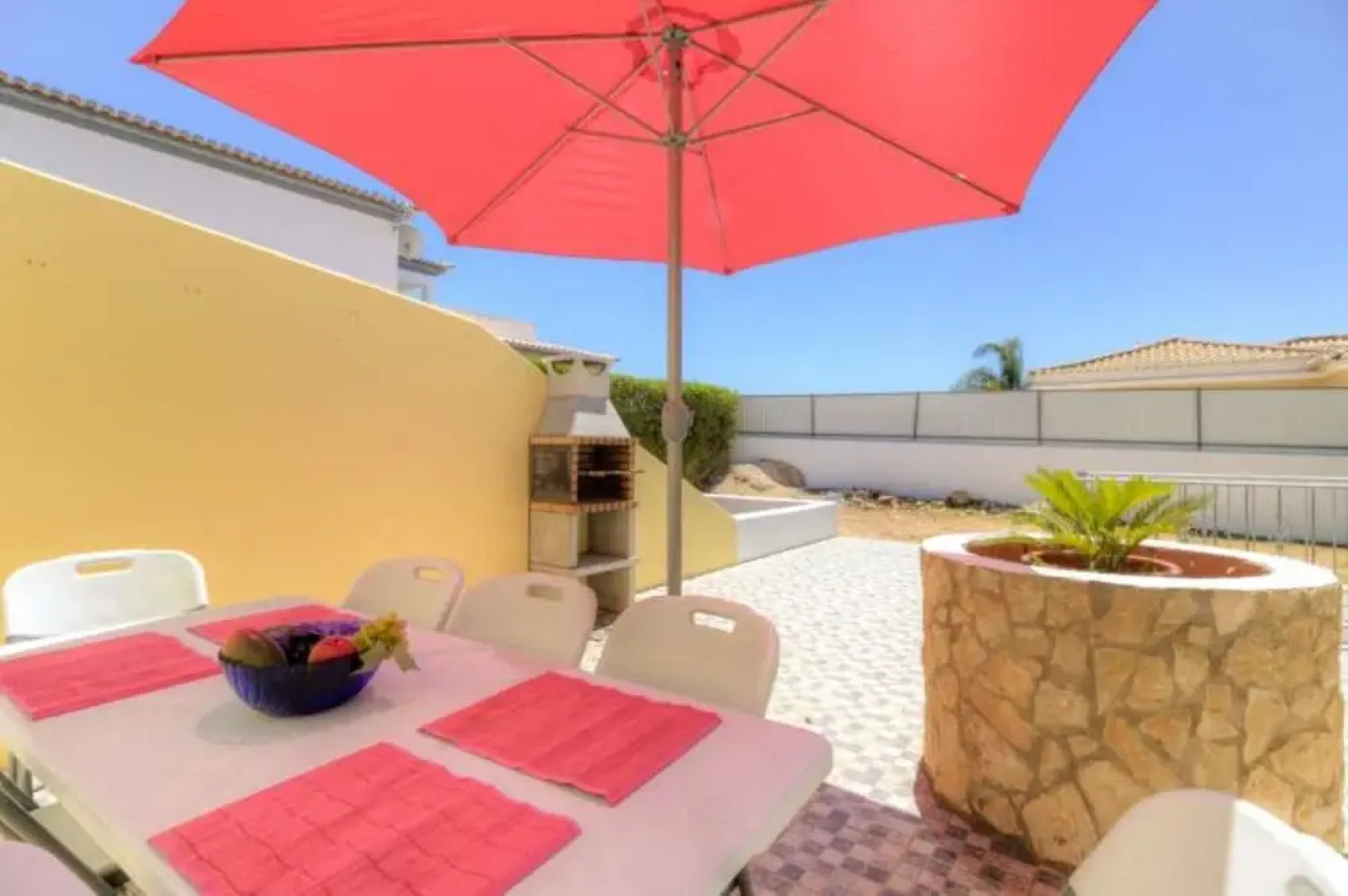Villa - 6 Bedrooms with Pool and WiFi - 104371