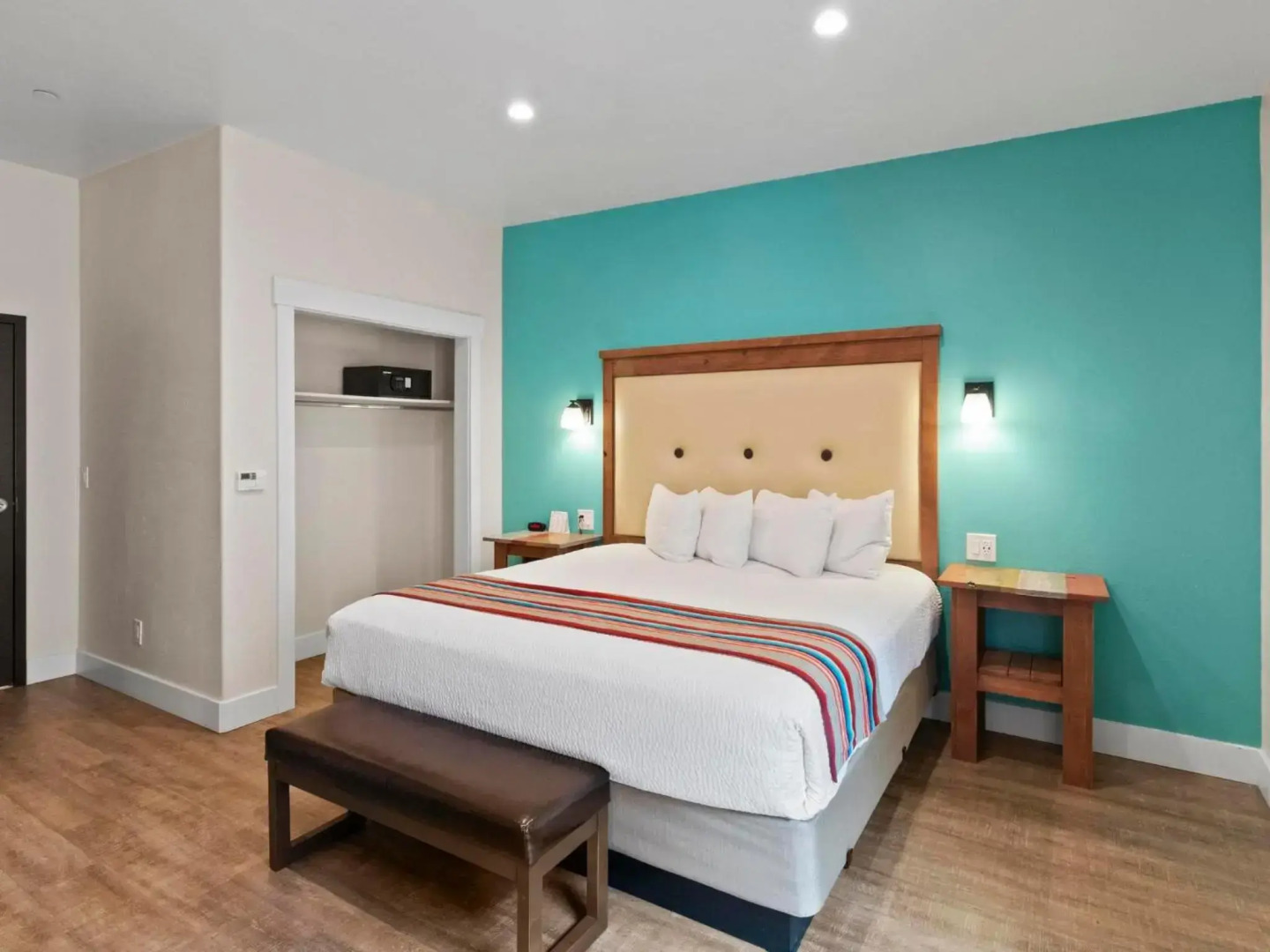 Bluff Dwellings Resort